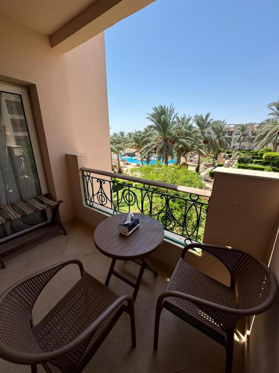 Cozy Sunny Studio with Pool View - Sahl Hasheesh