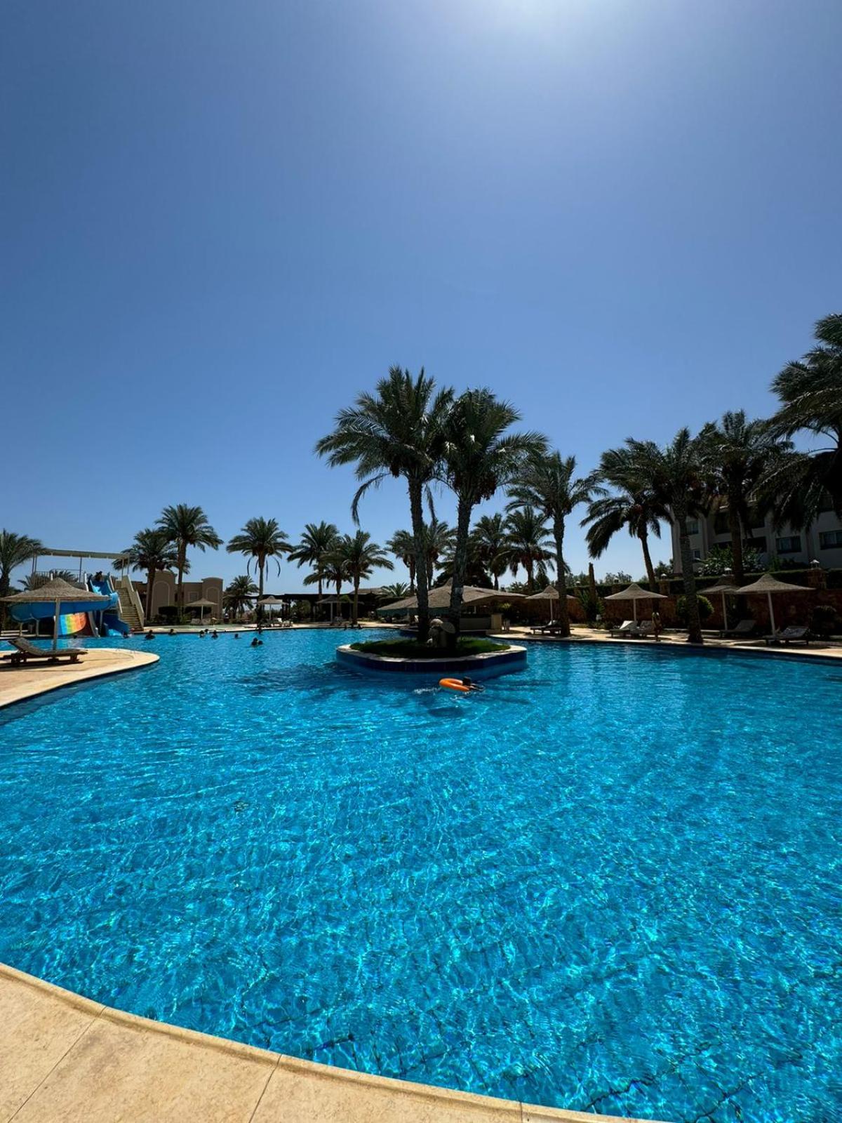 Cozy Sunny Studio with Pool View - Sahl Hasheesh