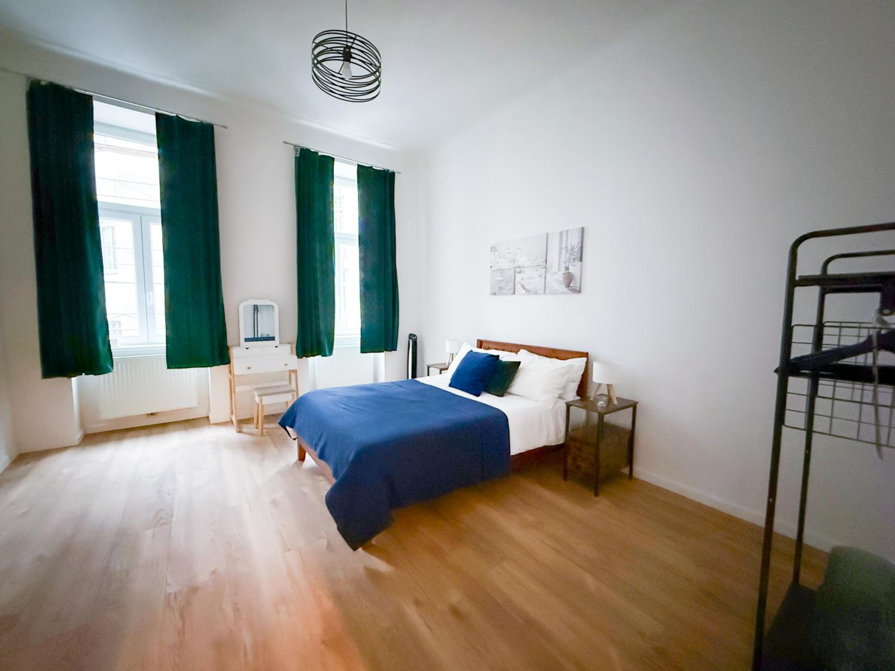 Enjoy Apartments, AC, Quiet Street, Couple Getaway