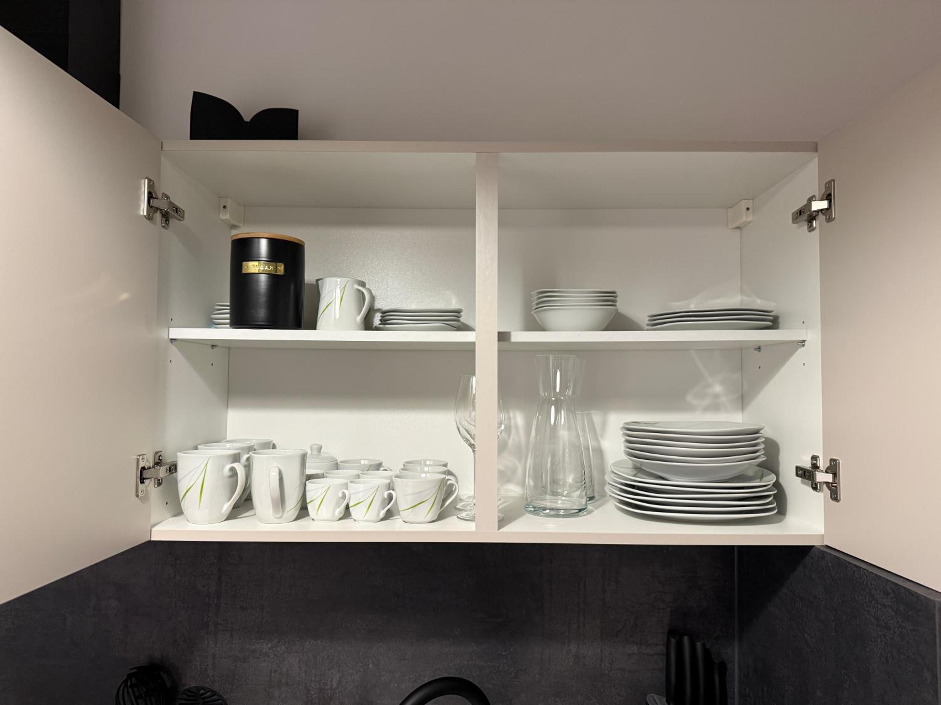 Enjoy Apartments, AC, Quiet Street, Couple Getaway