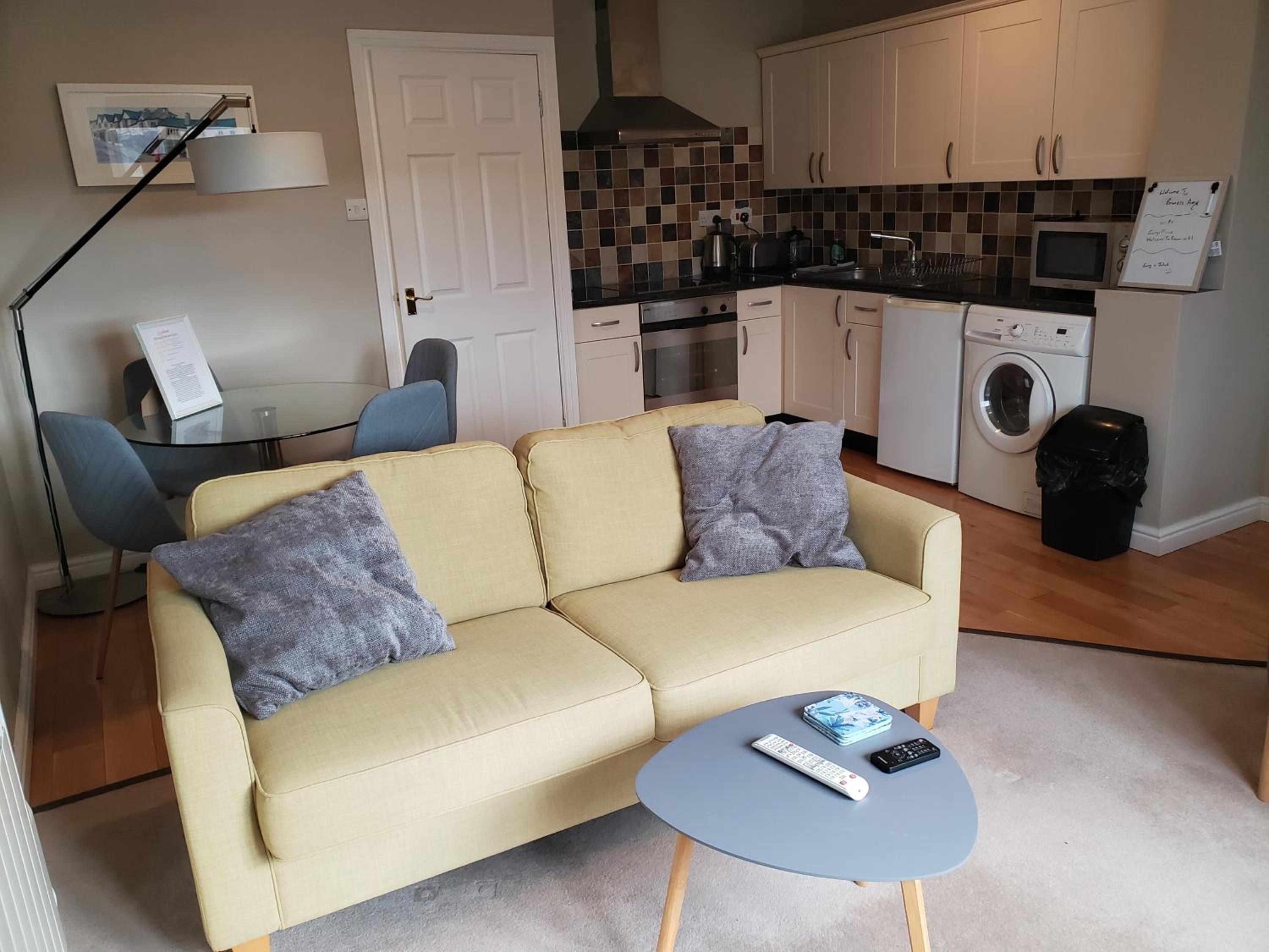 Bowness On Windermere, Excellent Apartment For 4 With Parking view 2