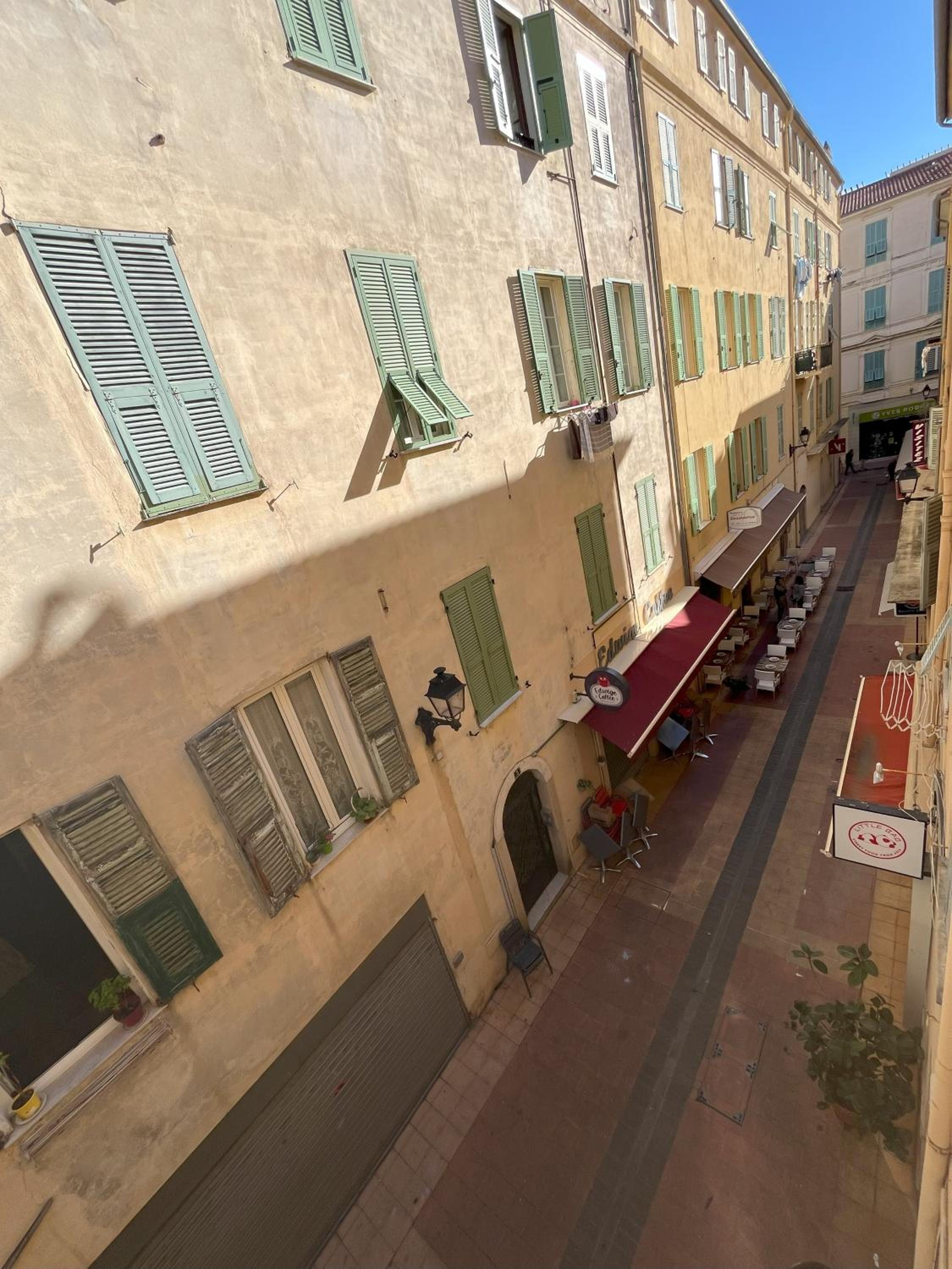 Renovated Seaside Studio in the Heart of Menton