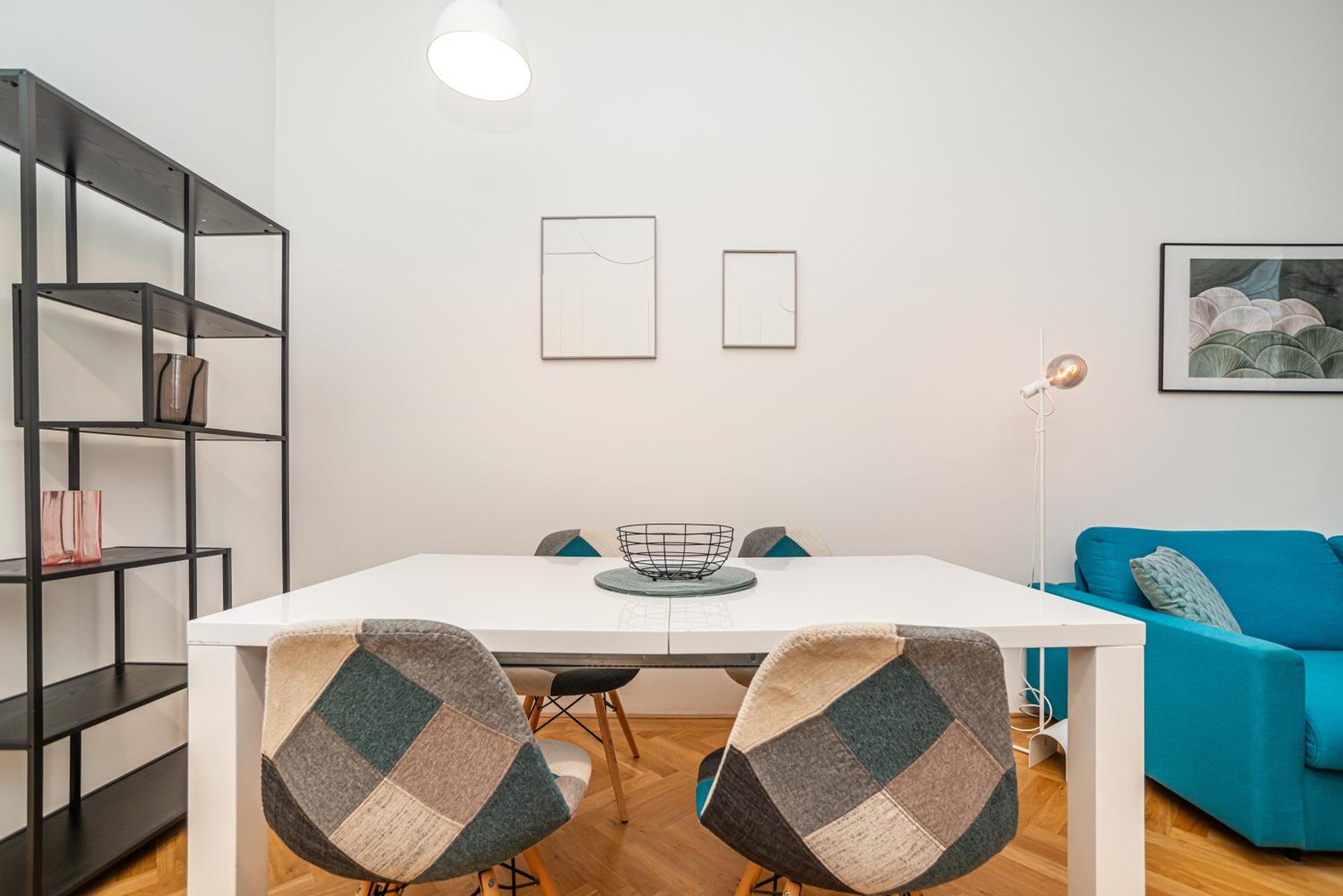 Cute Apt with terrace and AC