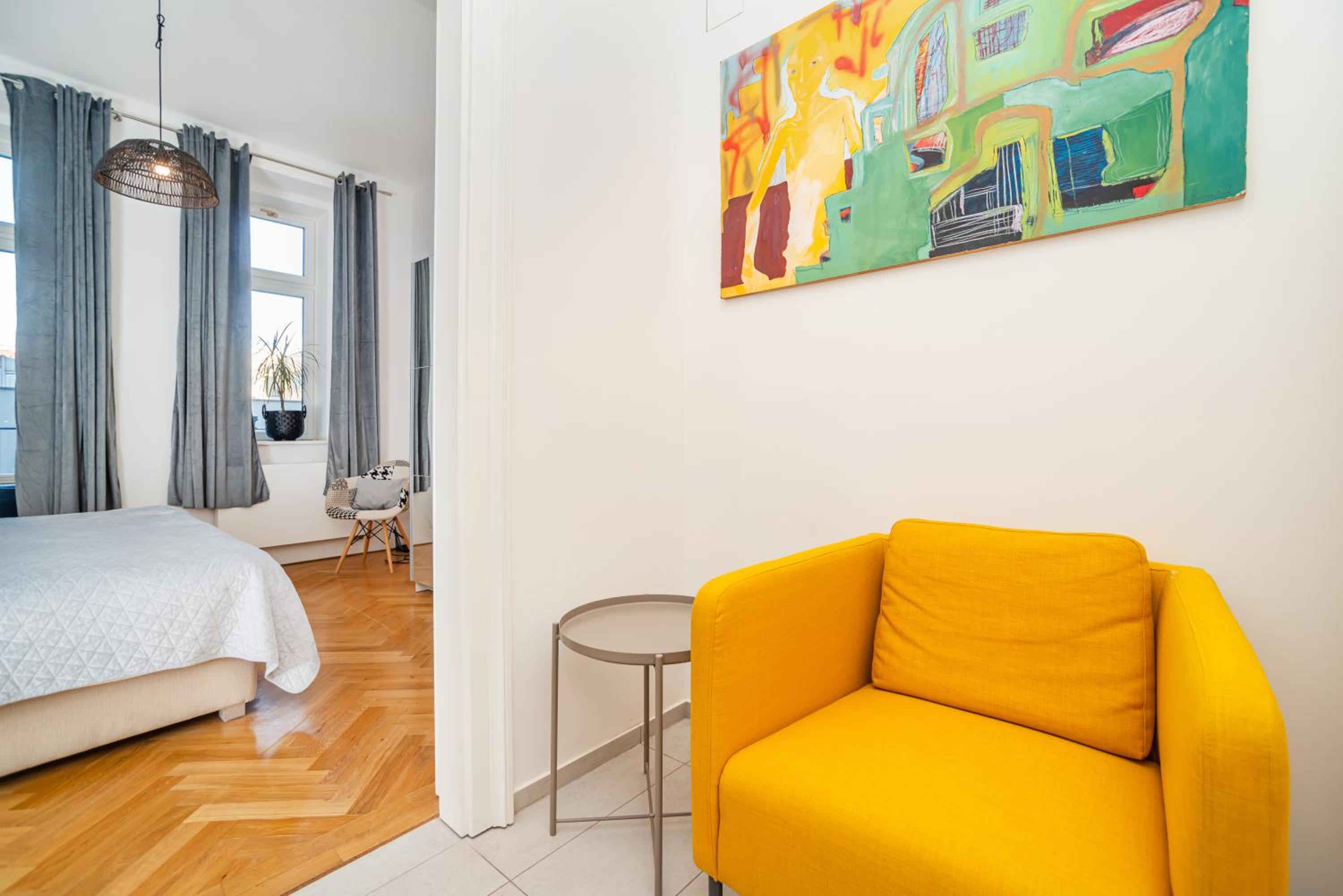 Cute Apt with terrace and AC