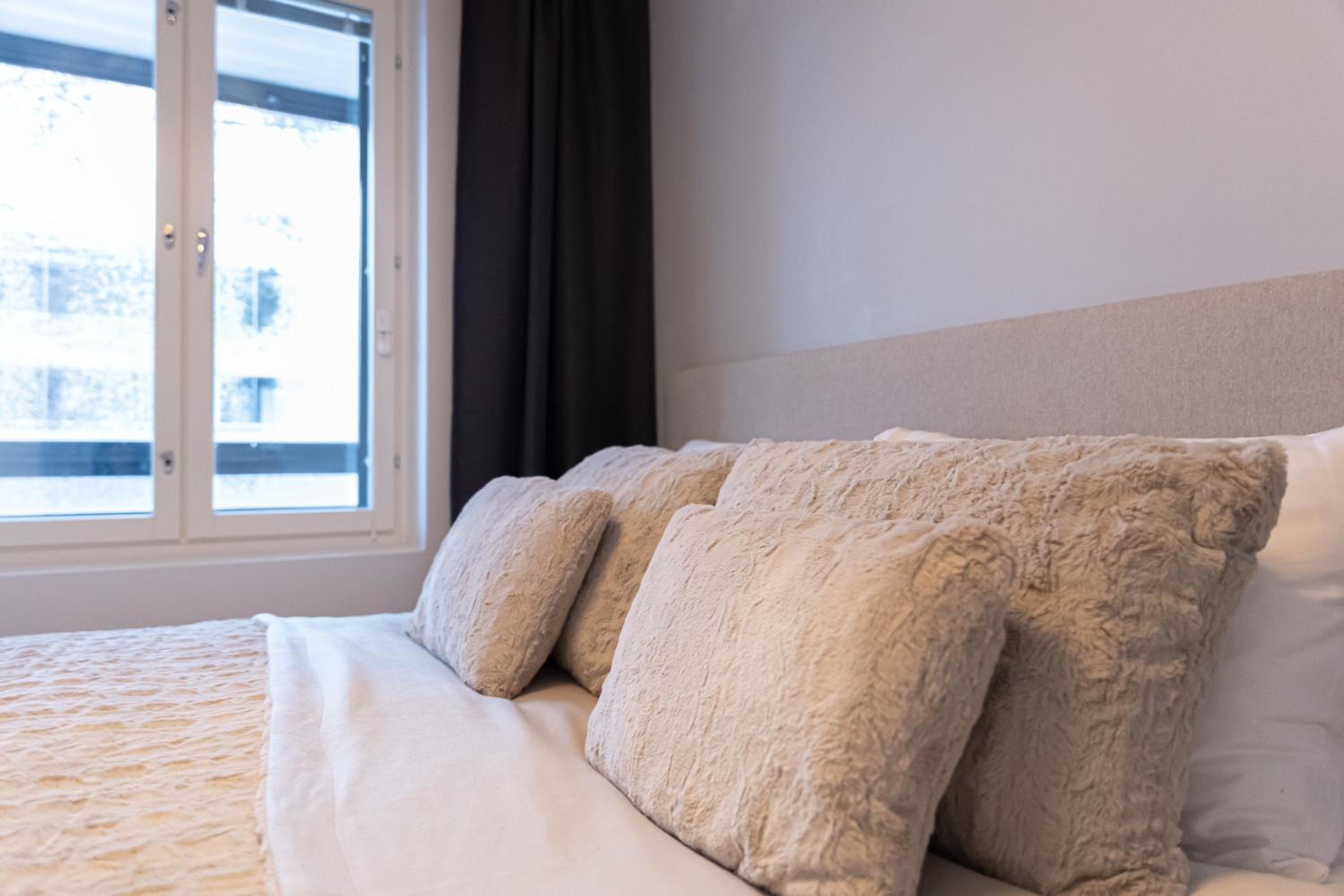 Snowberry City Apartment