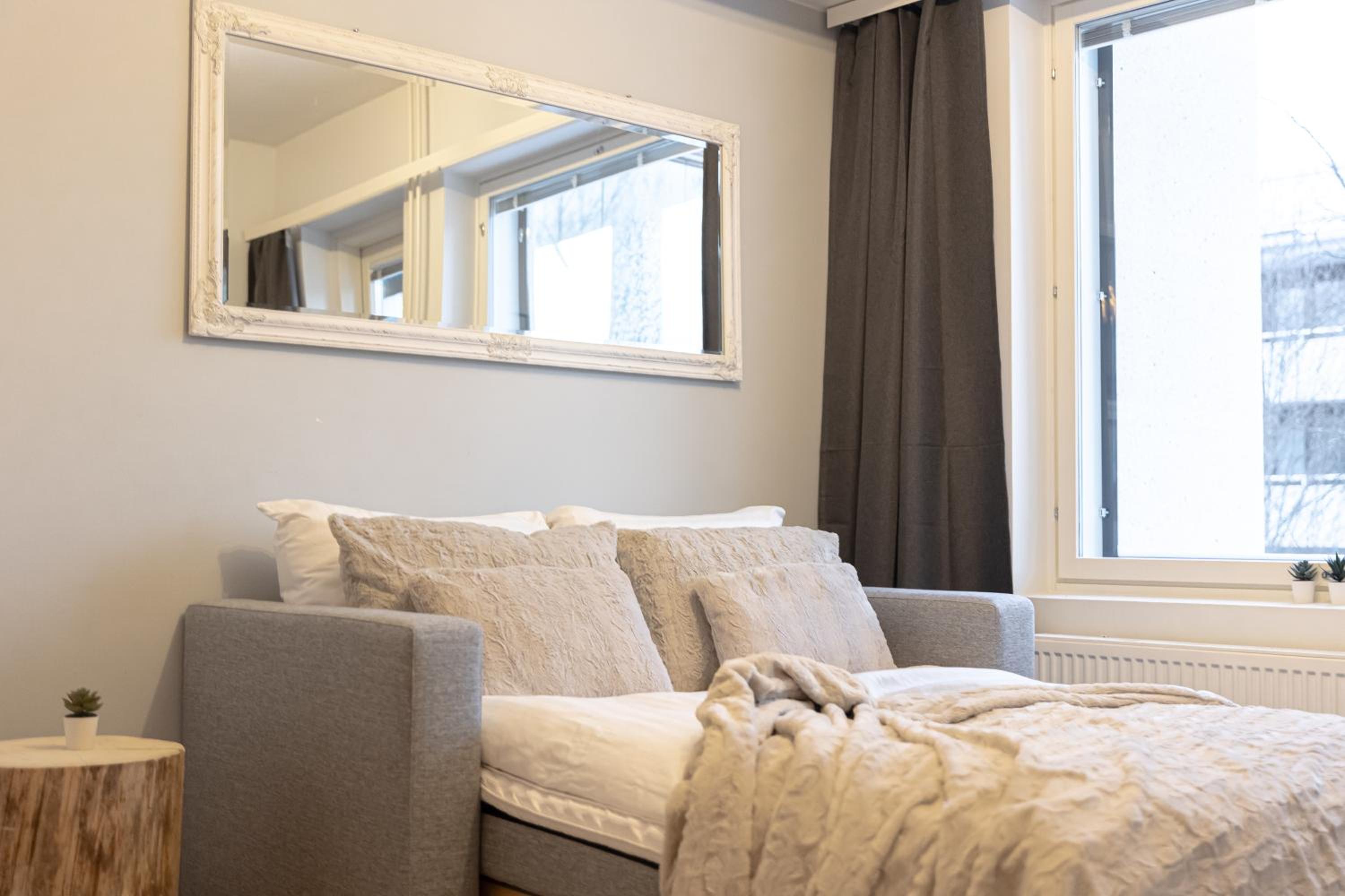 Snowberry City Apartment