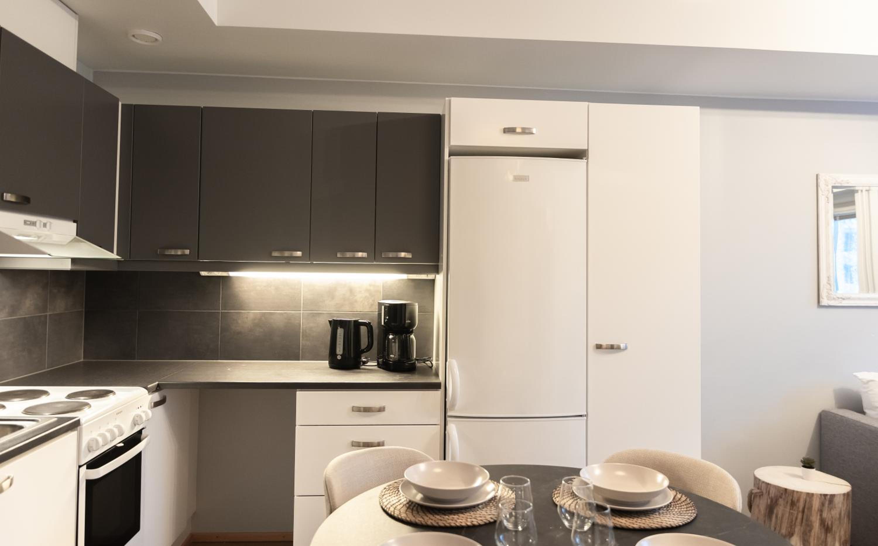 Snowberry City Apartment