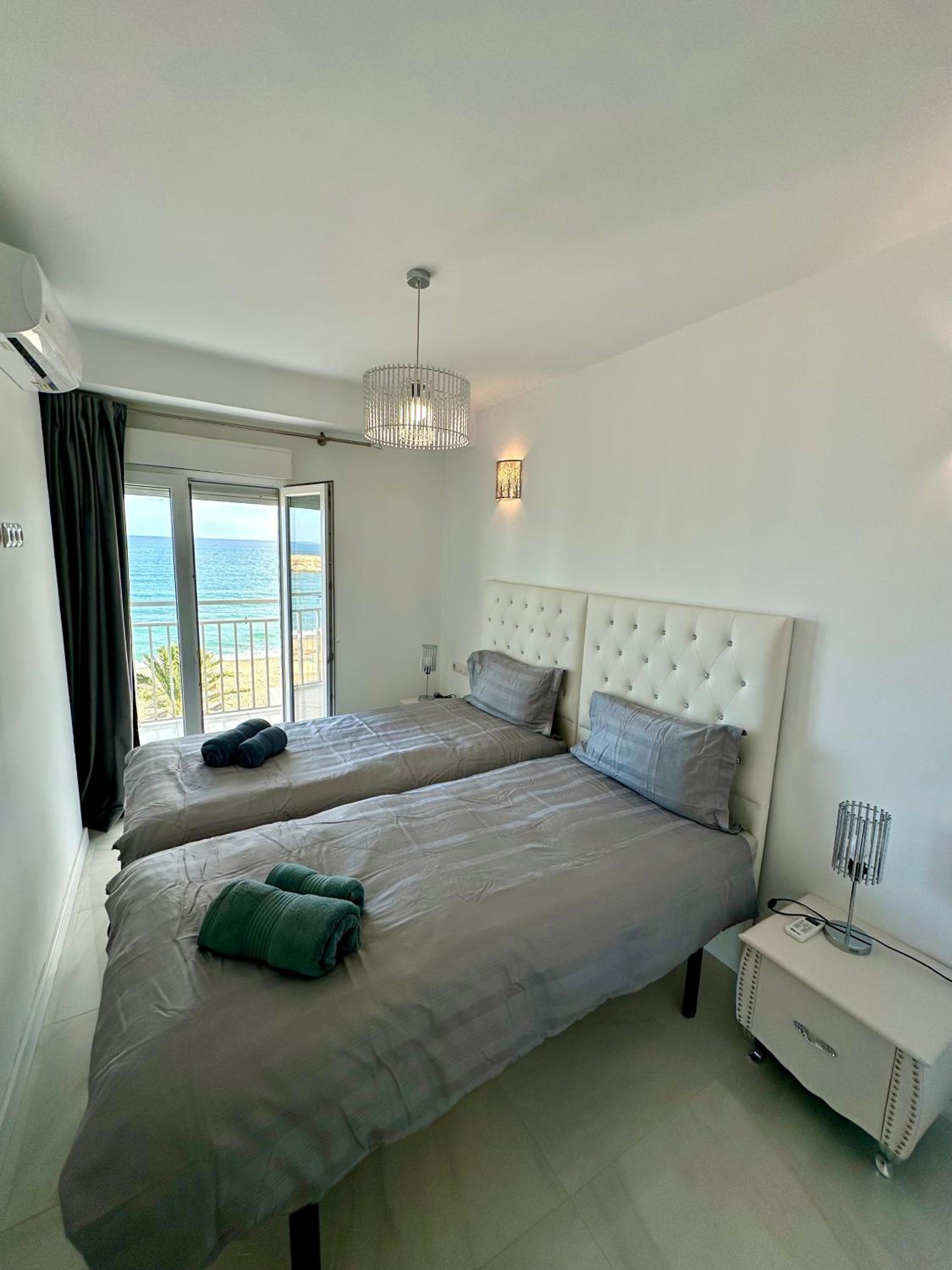 Horizonte 2 Beautiful apartment with incredible sea view at first line of Fuengirola beach