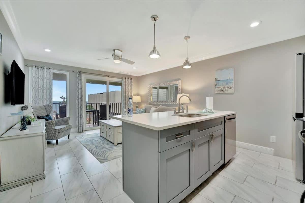 Pearl Suite a Balcony Bayview Suite & Htd Pool