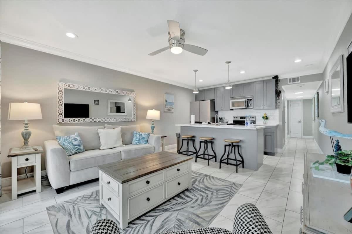 Pearl Suite a Balcony Bayview Suite & Htd Pool