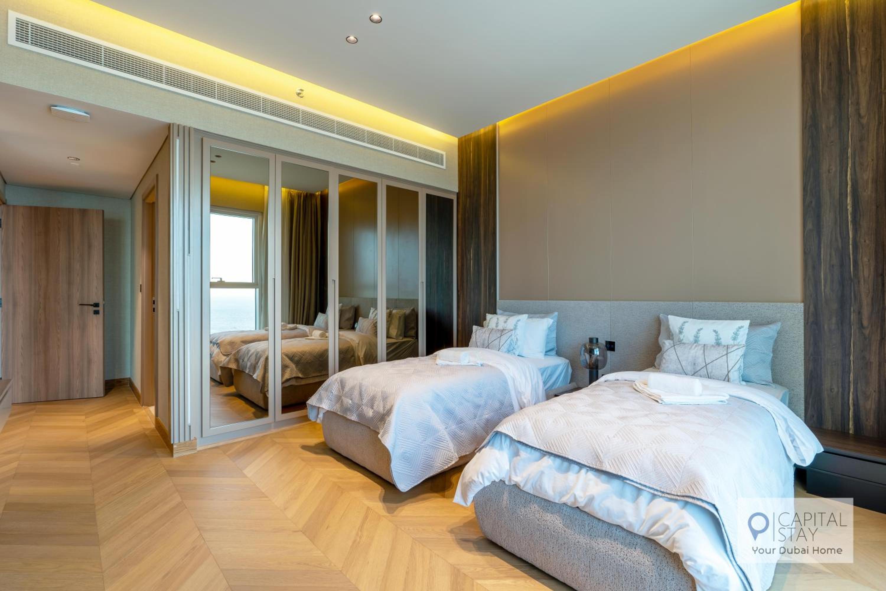 Luxury Beachfront 3 Bed Apt in Dubai JBR