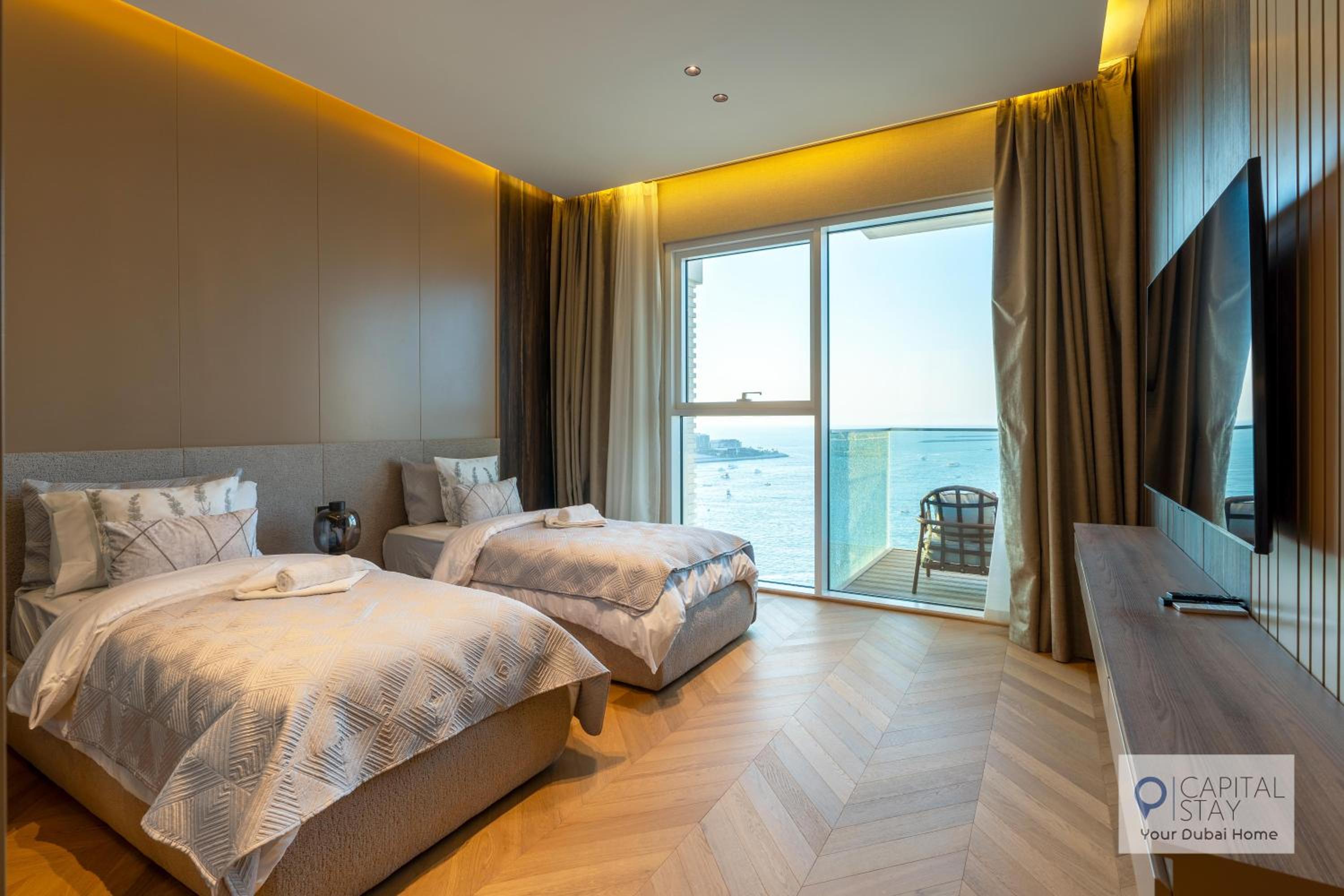 Luxury Beachfront 3 Bed Apt in Dubai JBR