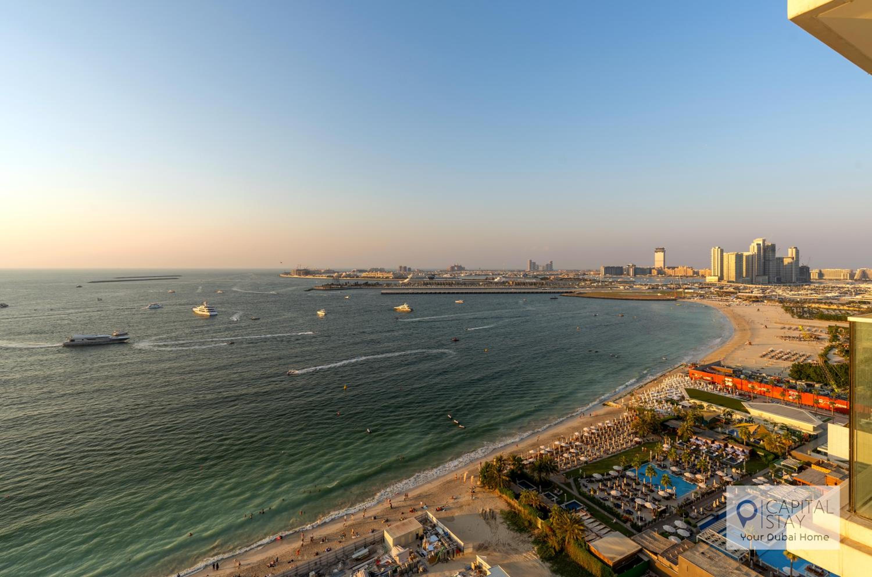 Luxury Beachfront 3 Bed Apt in Dubai JBR
