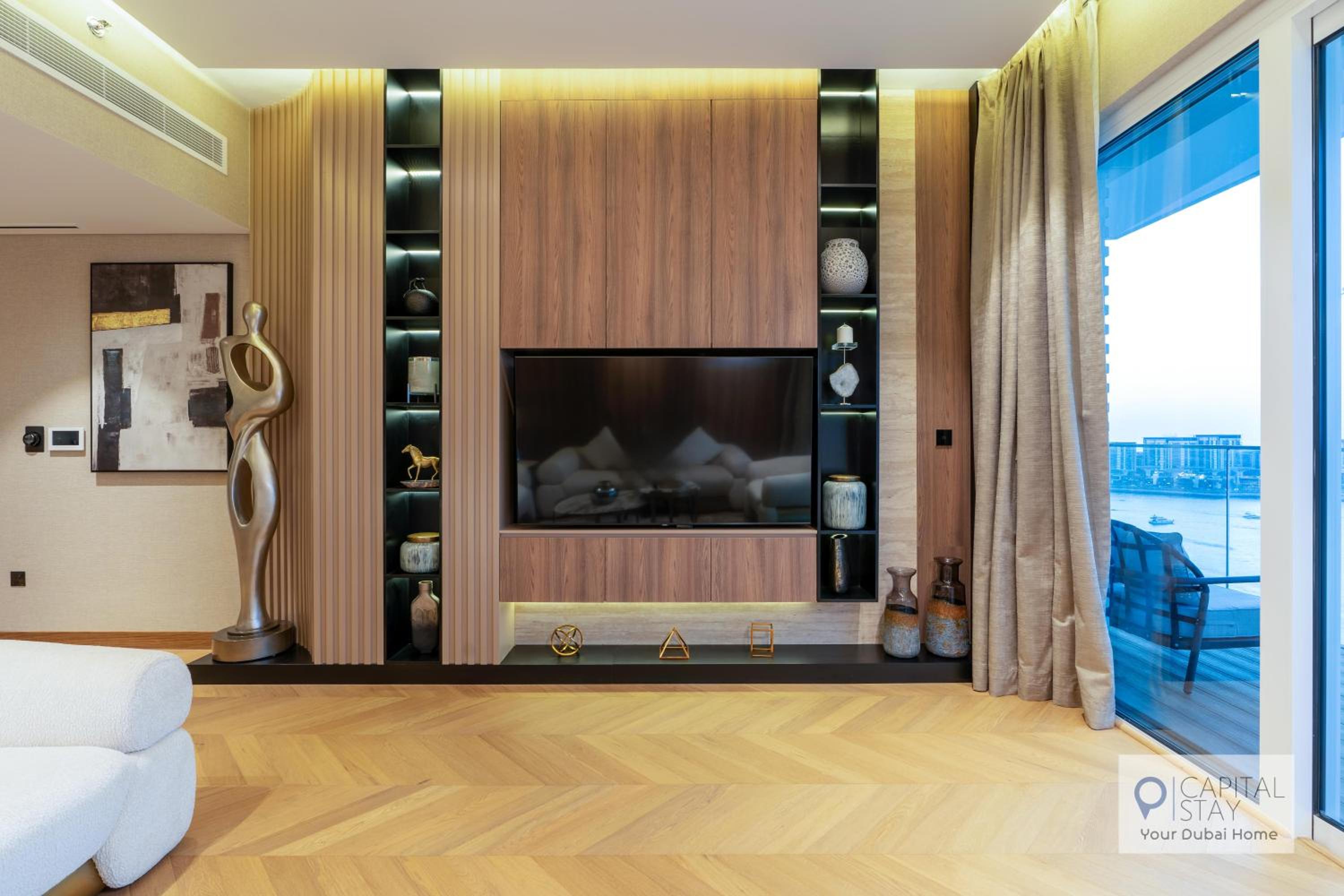 Luxury Beachfront 3 Bed Apt in Dubai JBR