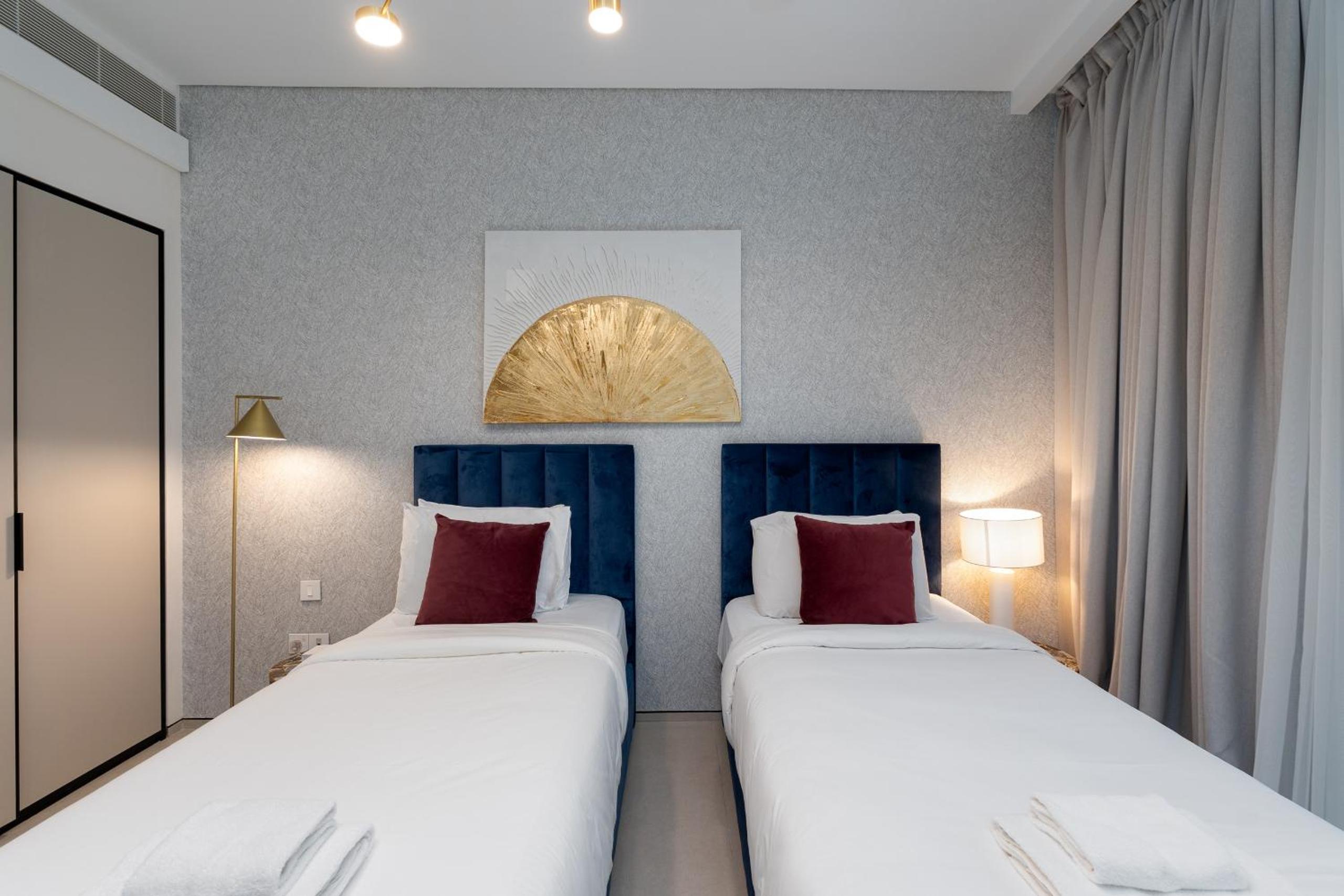 Address JBR Sea Views, Jumeirah Beach Residence, Dubai Marina - Mint Stay