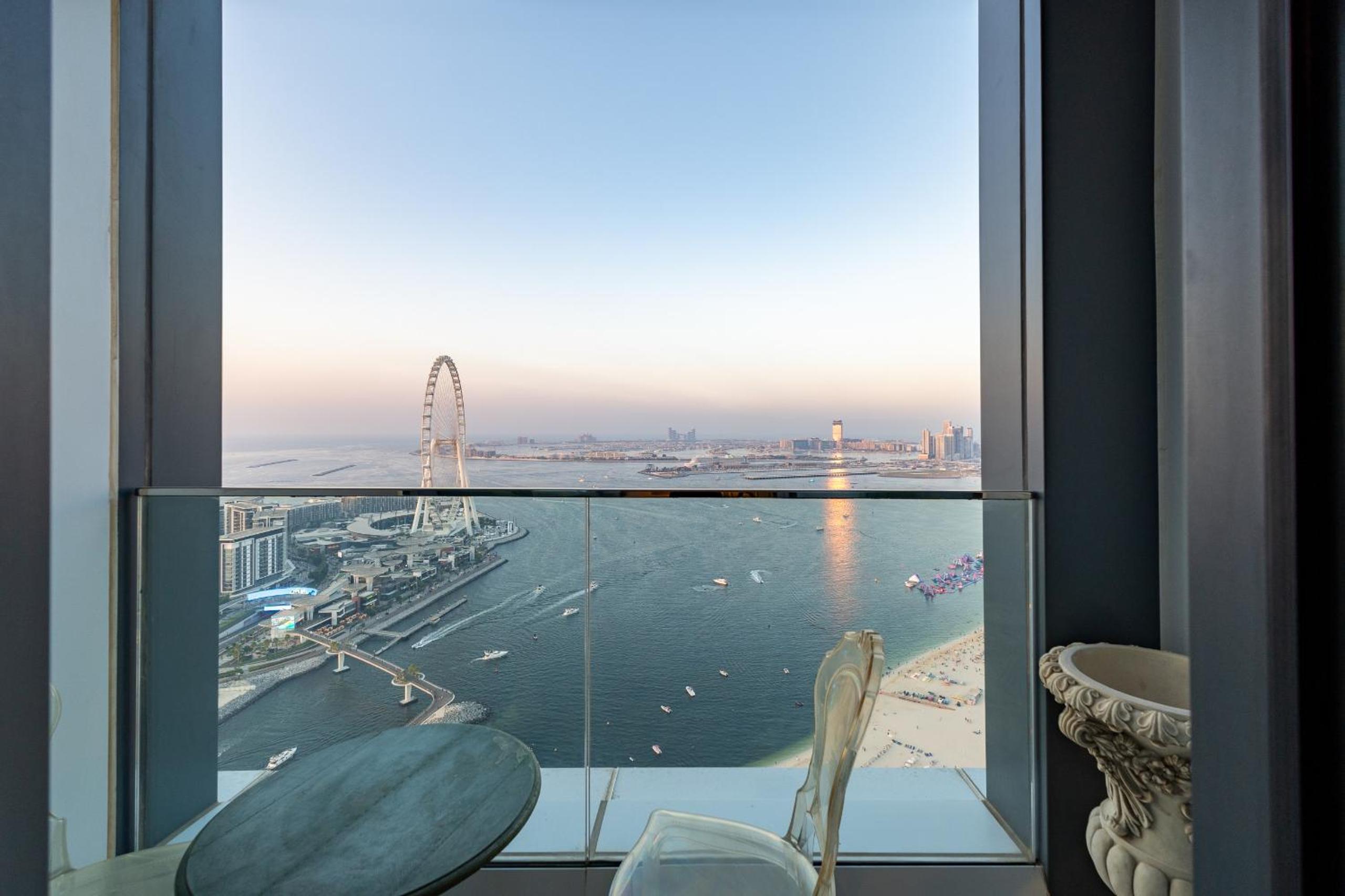 Address JBR Sea Views, Jumeirah Beach Residence, Dubai Marina - Mint Stay