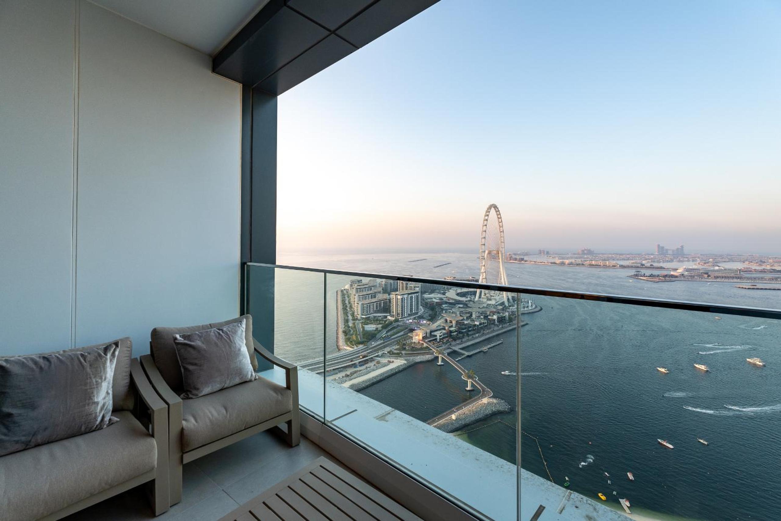 Address JBR Sea Views, Jumeirah Beach Residence, Dubai Marina - Mint Stay