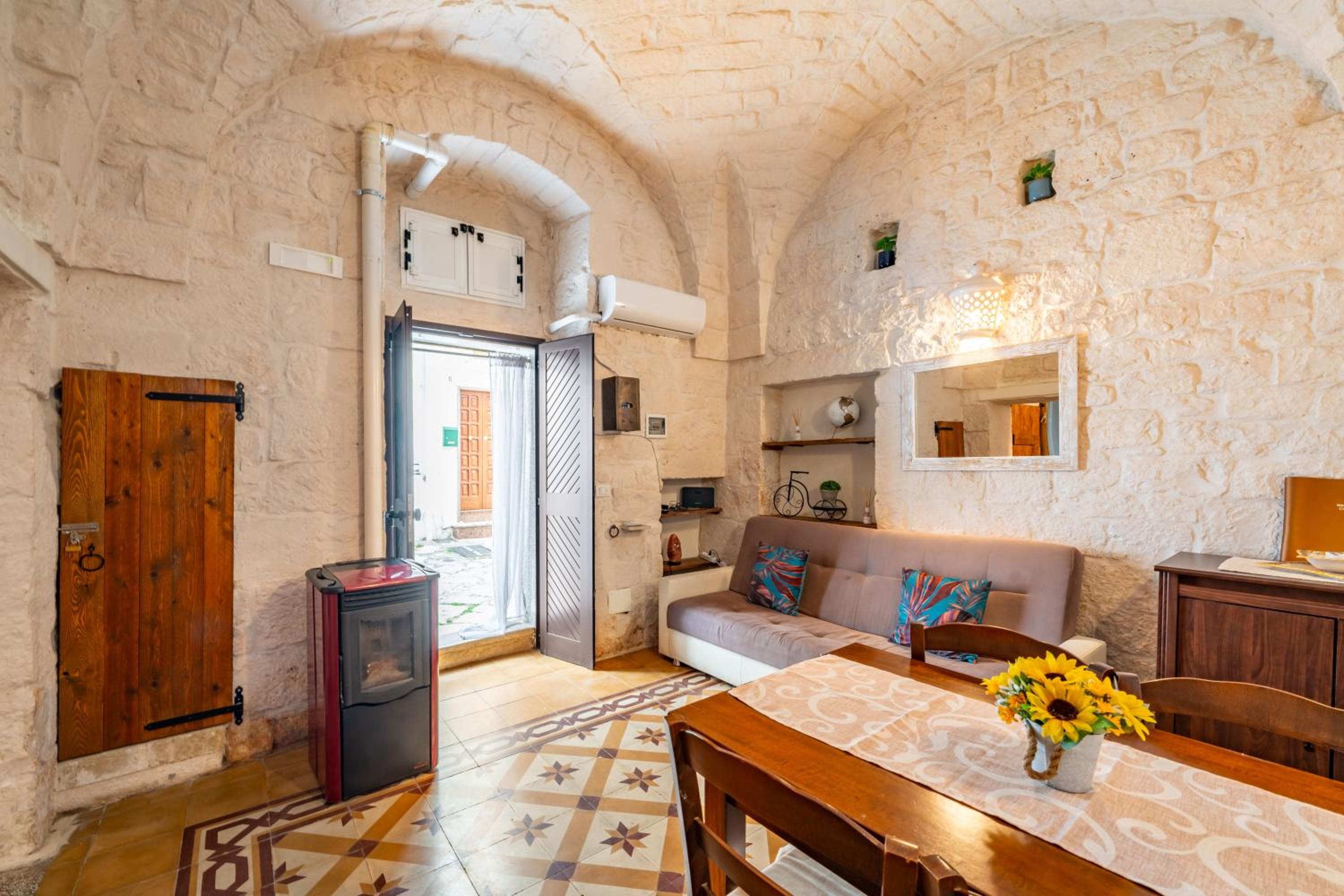 Casa 1600 by Rentbeat