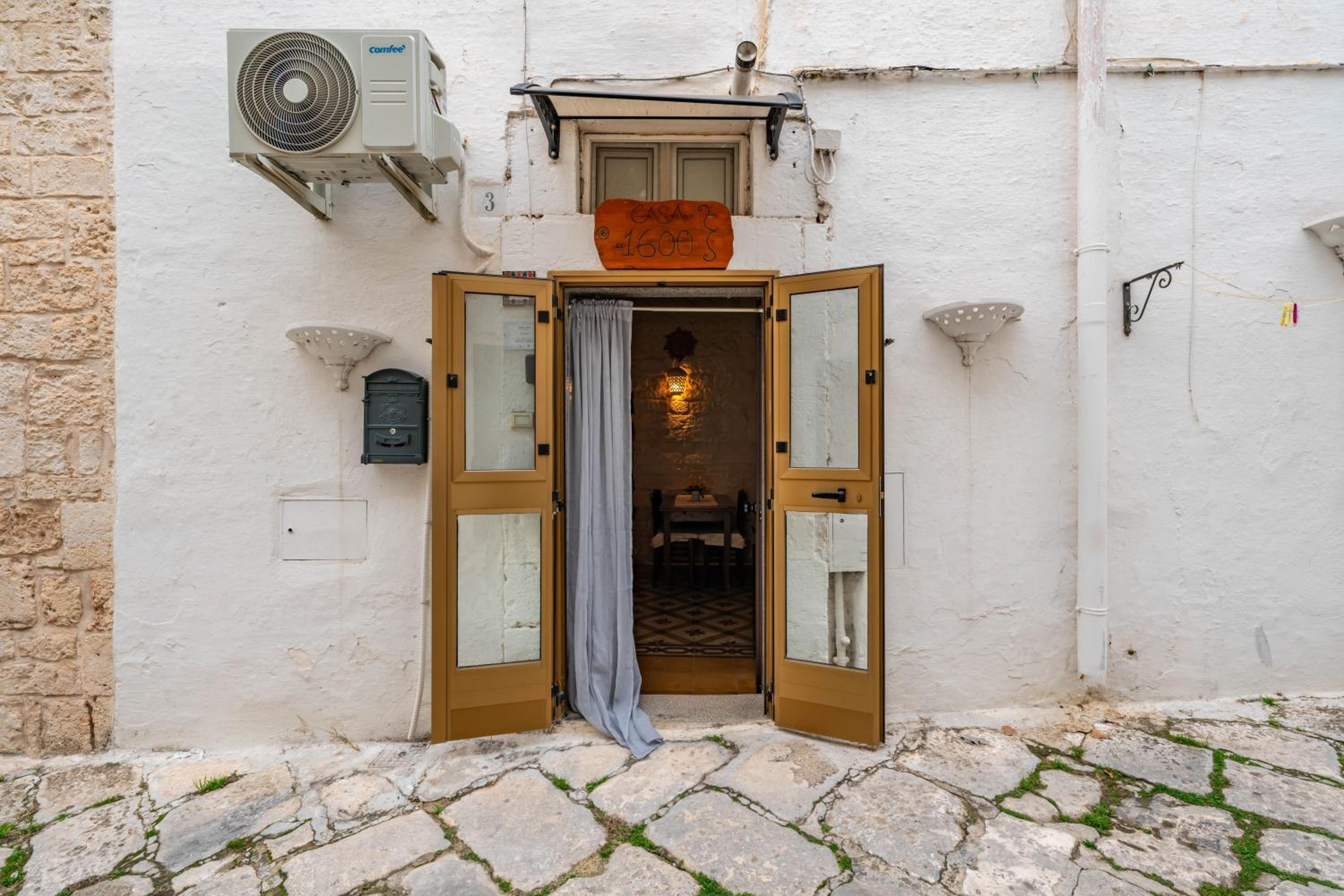 Casa 1600 by Rentbeat