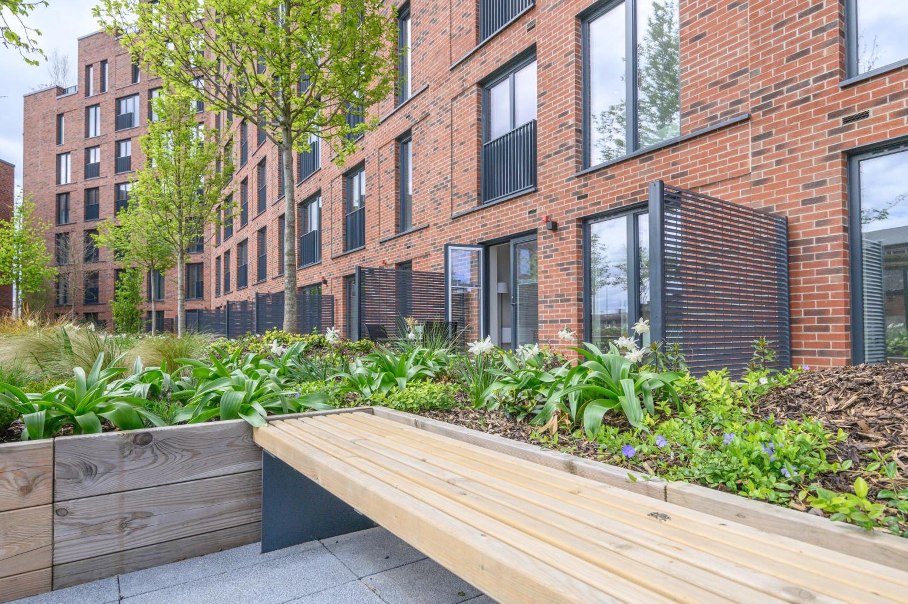 Superior 1 Bed Apartment By Leeds Train Staiton