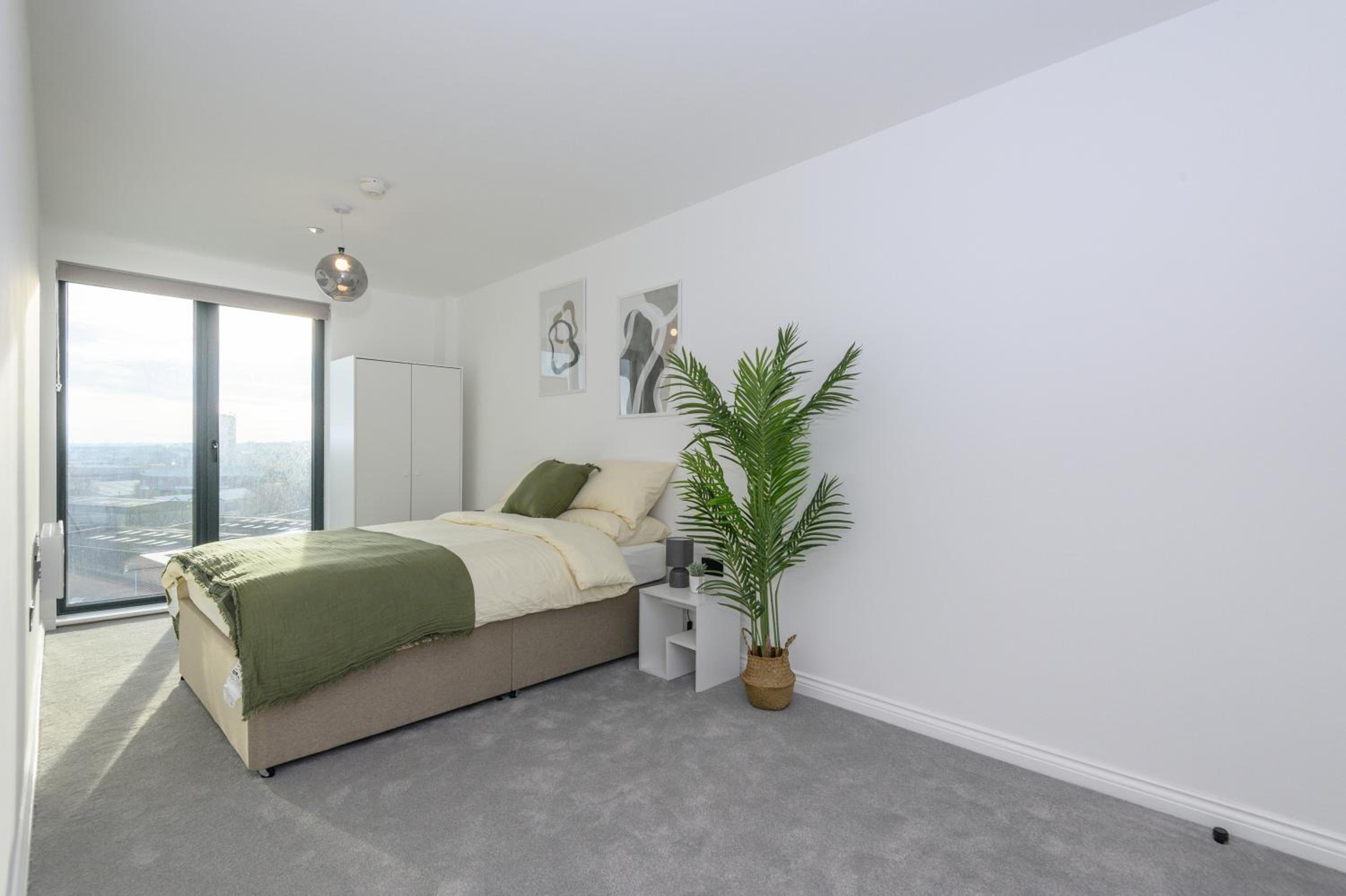 Superior 1 Bed Apartment By Leeds Train Staiton