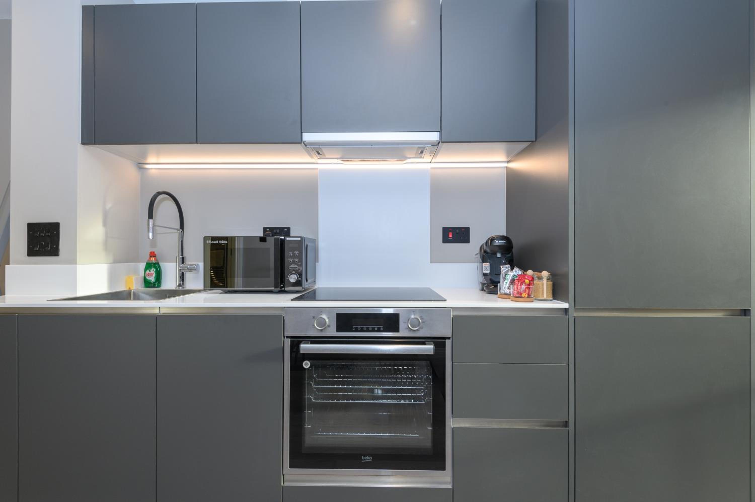Superior 1 Bed Apartment By Leeds Train Staiton