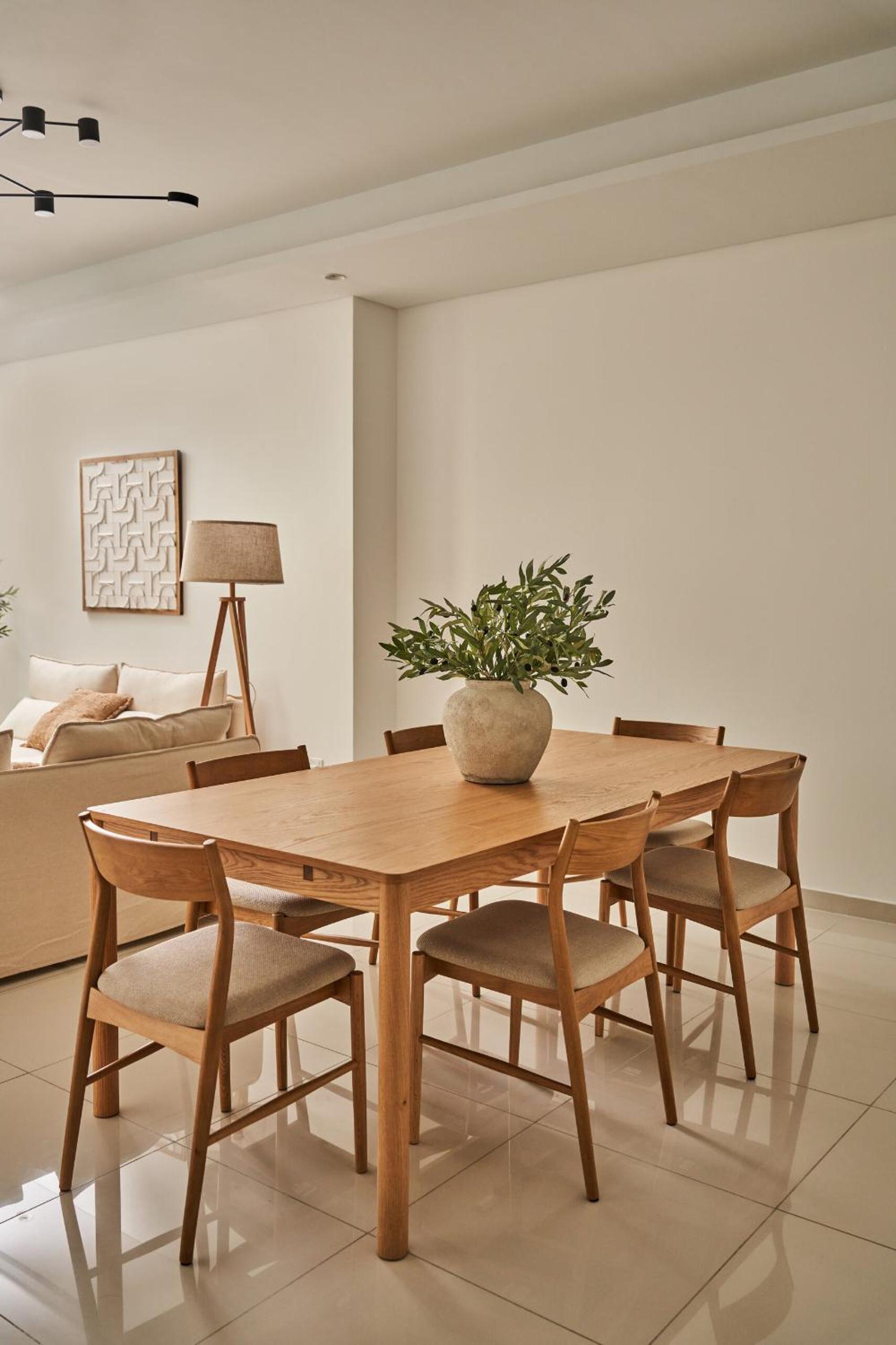 Luxury Seaview 2BR - Paramount Midtown - 6 Guests - 64F Pool Access & Burj View