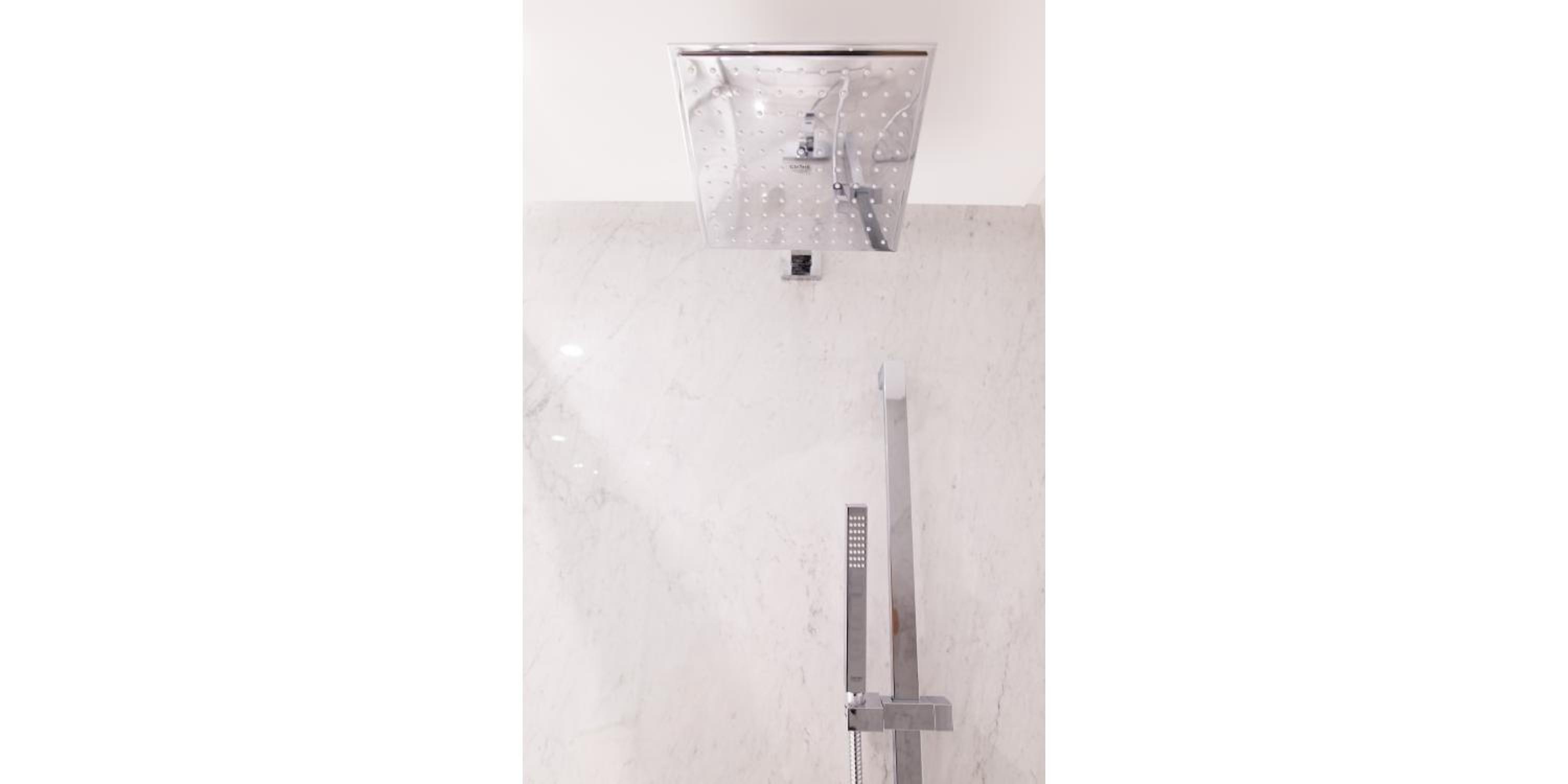 Maroon Otel Pera - Image 75