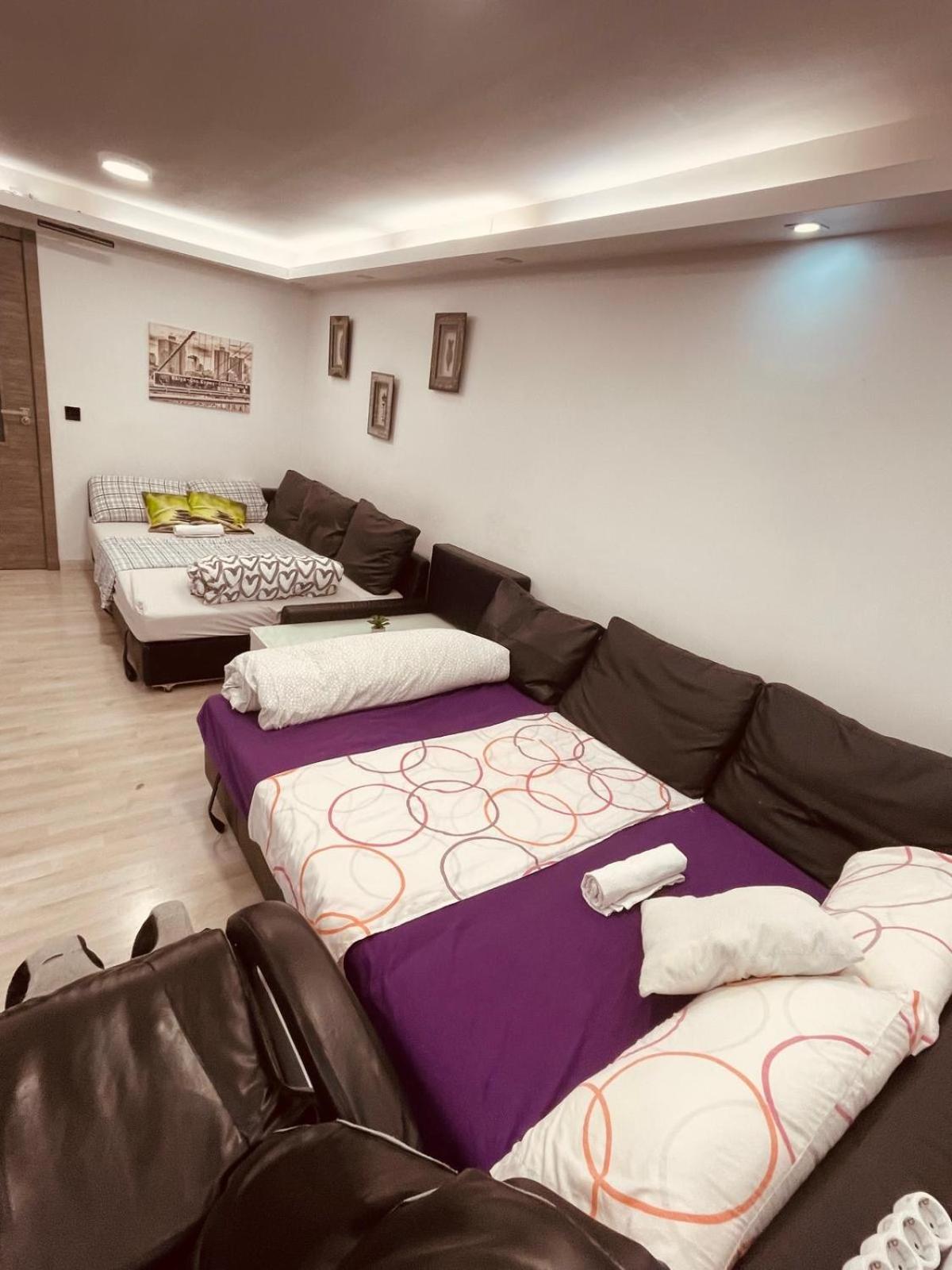 Habitaciones privadas Calle riojanos