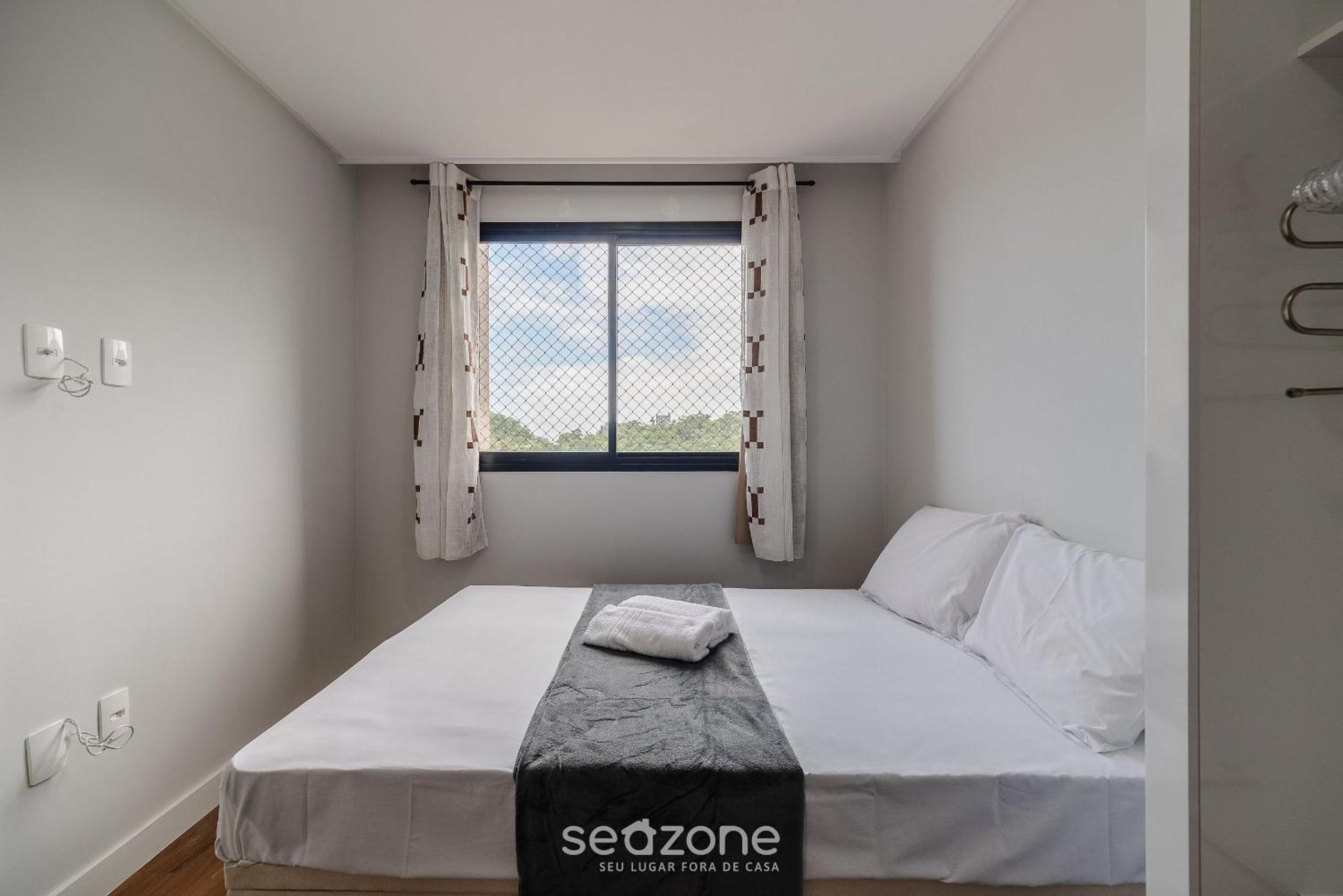 2BR apt w/ BBQ 750m from beach – RVN2003
