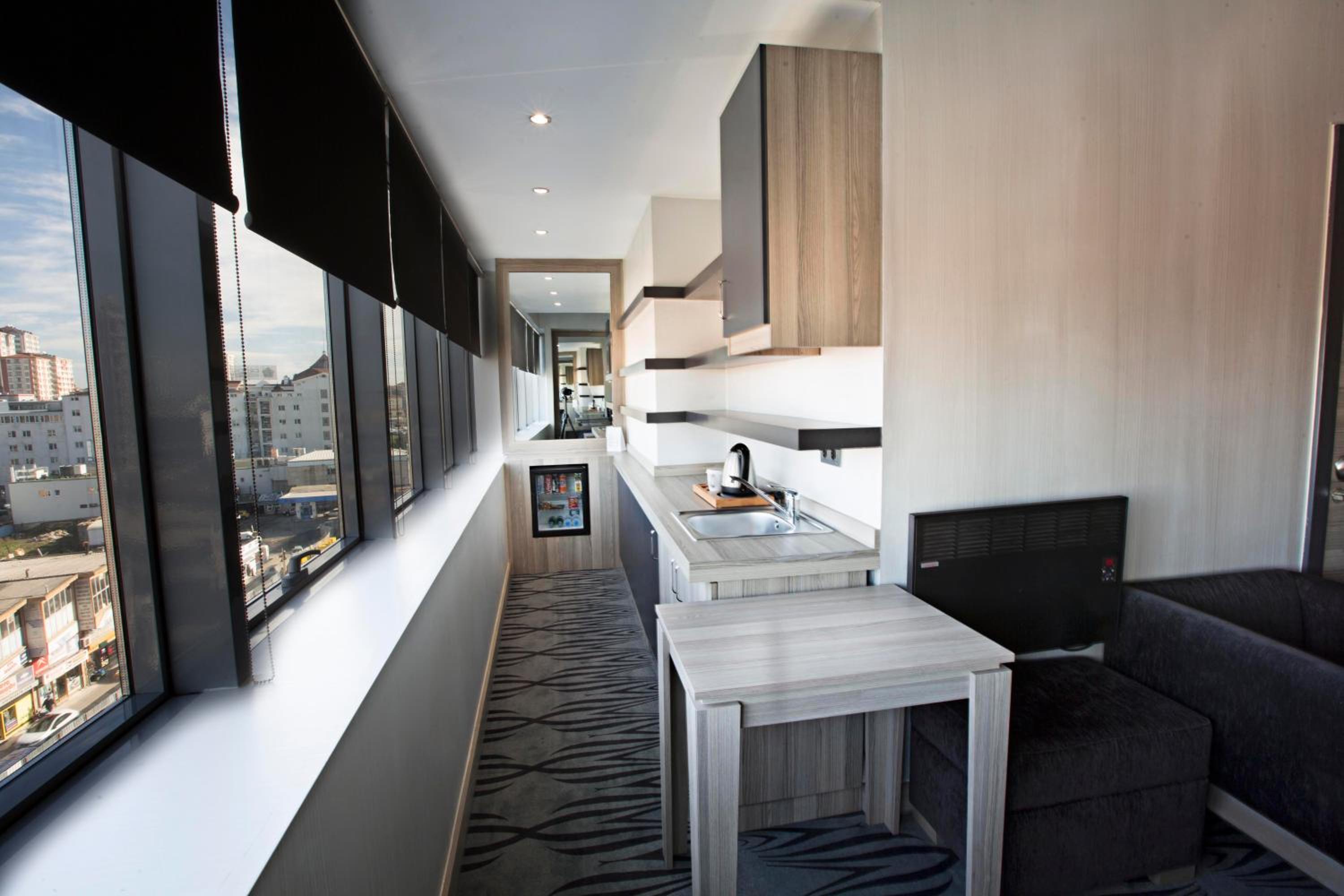 Akoni Hotel - Image 24