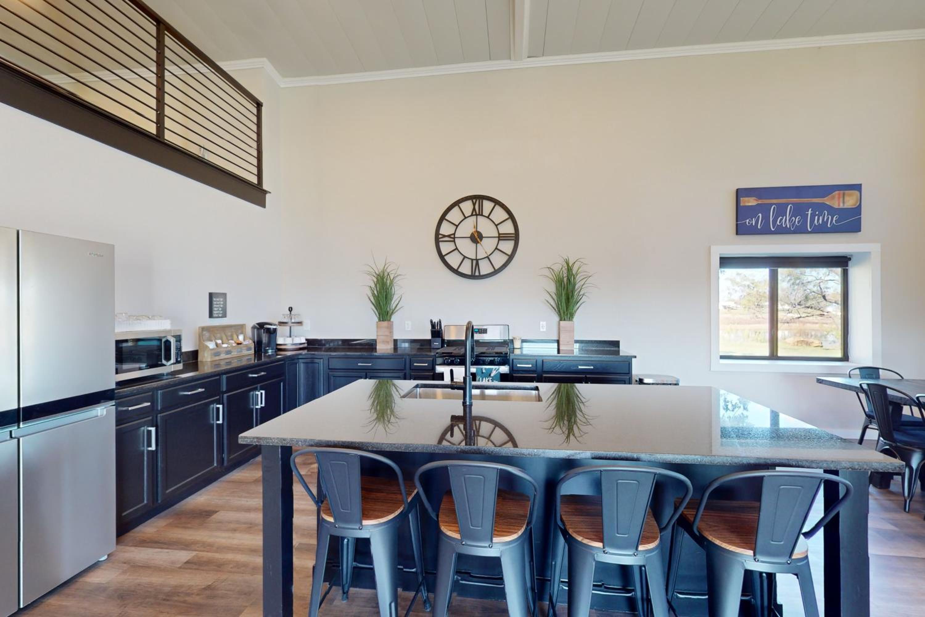Lakefront Oasis with Water Toys! Breckenridge Home