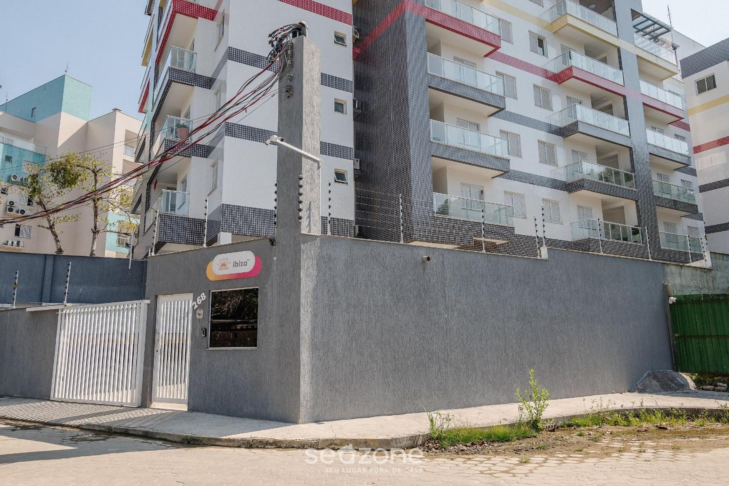 Cozy Apartment w Barbecue 550m - Beach IRE021
