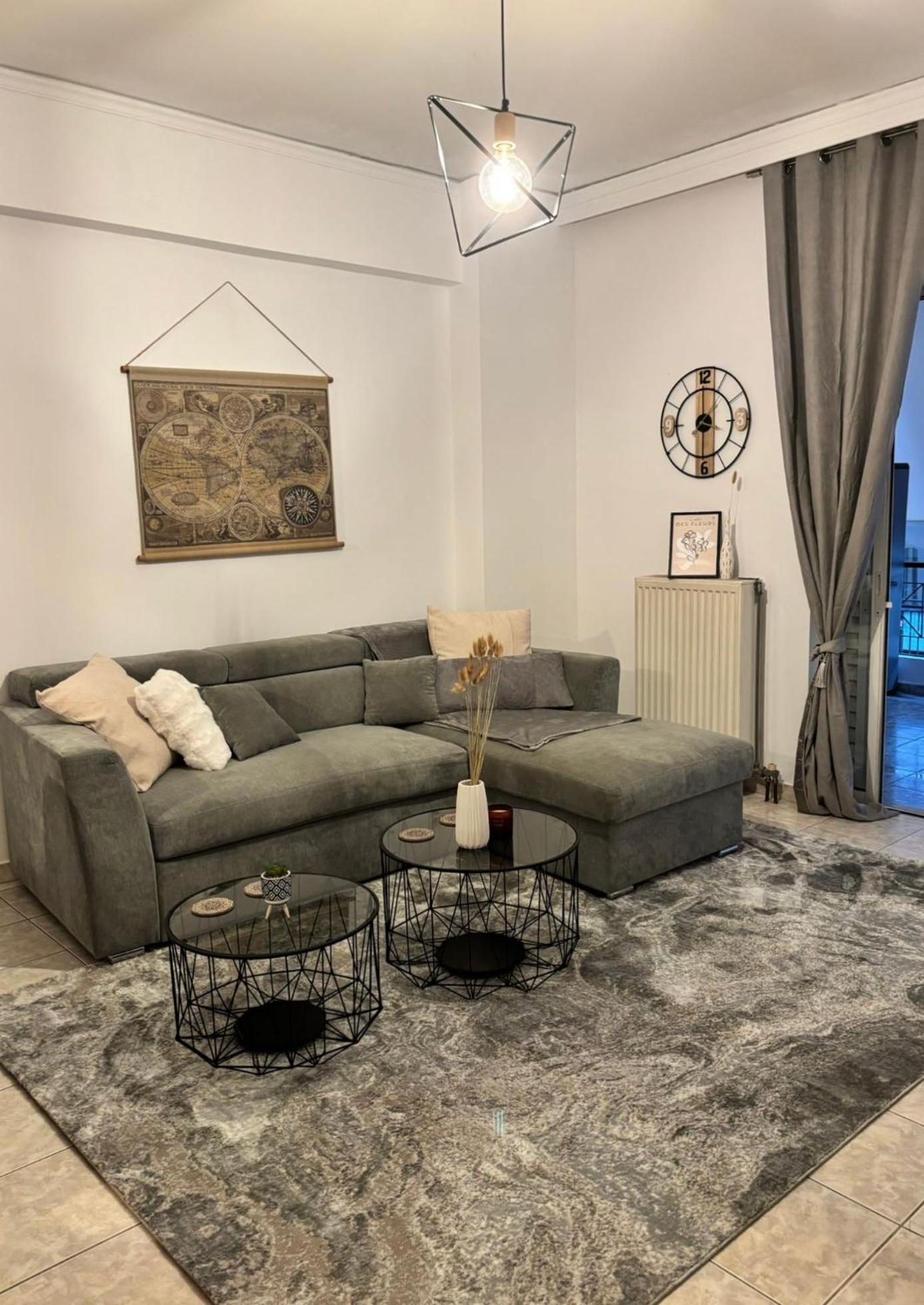Modern Stay near Acropolis with Big Balcony