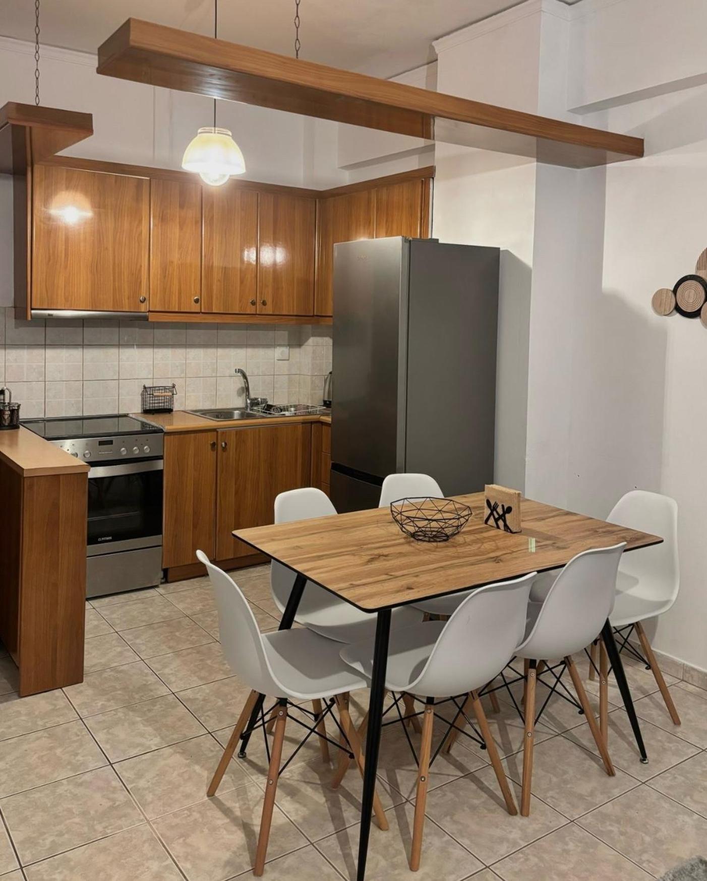 Modern Stay near Acropolis with Big Balcony