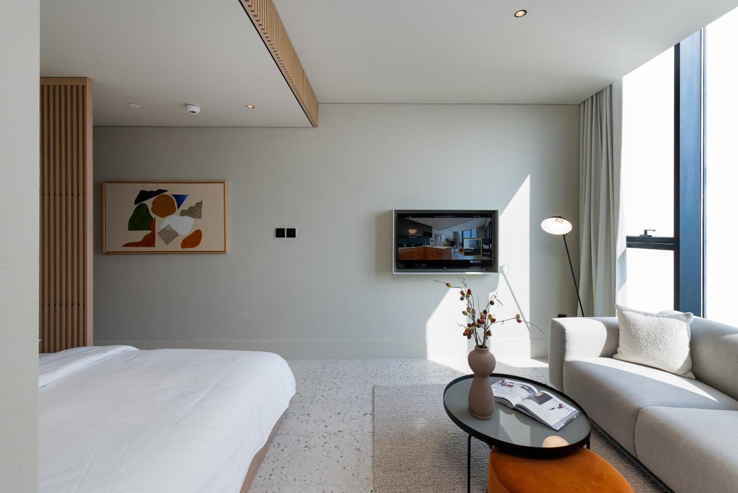 Upside Living, Business Bay Dubai - Mint Stay
