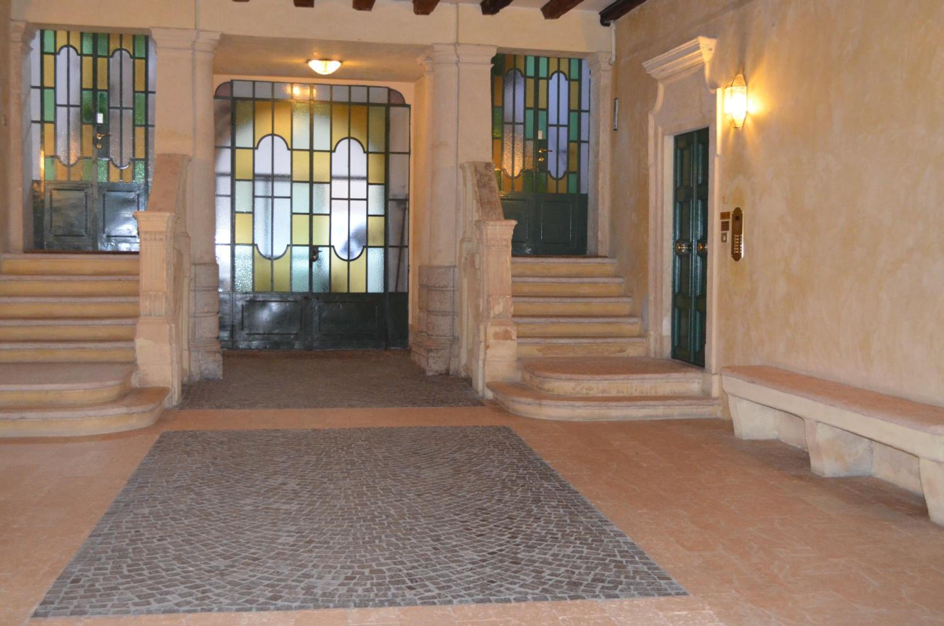 Palazzo Tiolo view 4