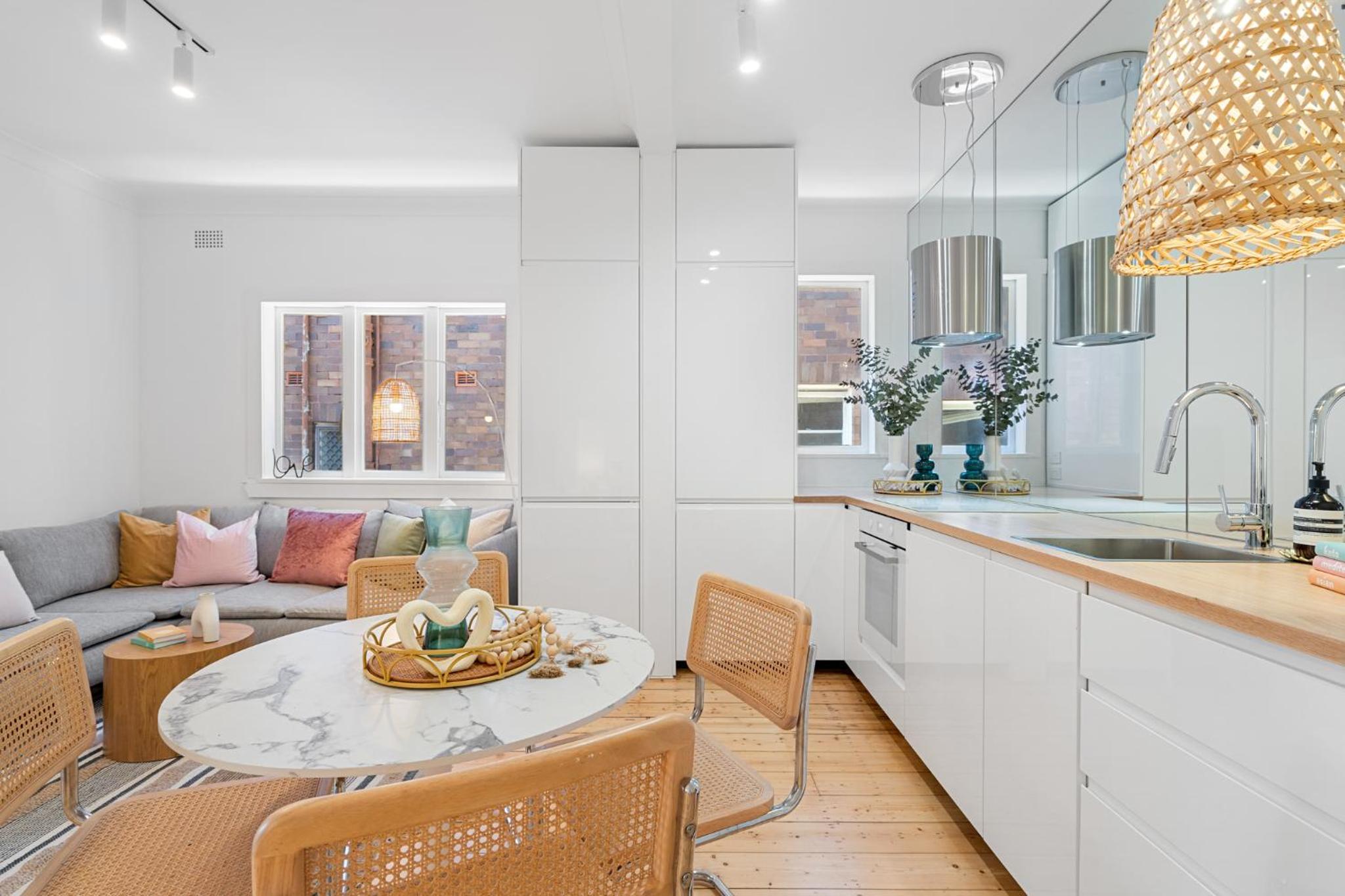 Belles Bondi Beach Apartments - 1 and 2 Bedroom Stays - 500m to beach