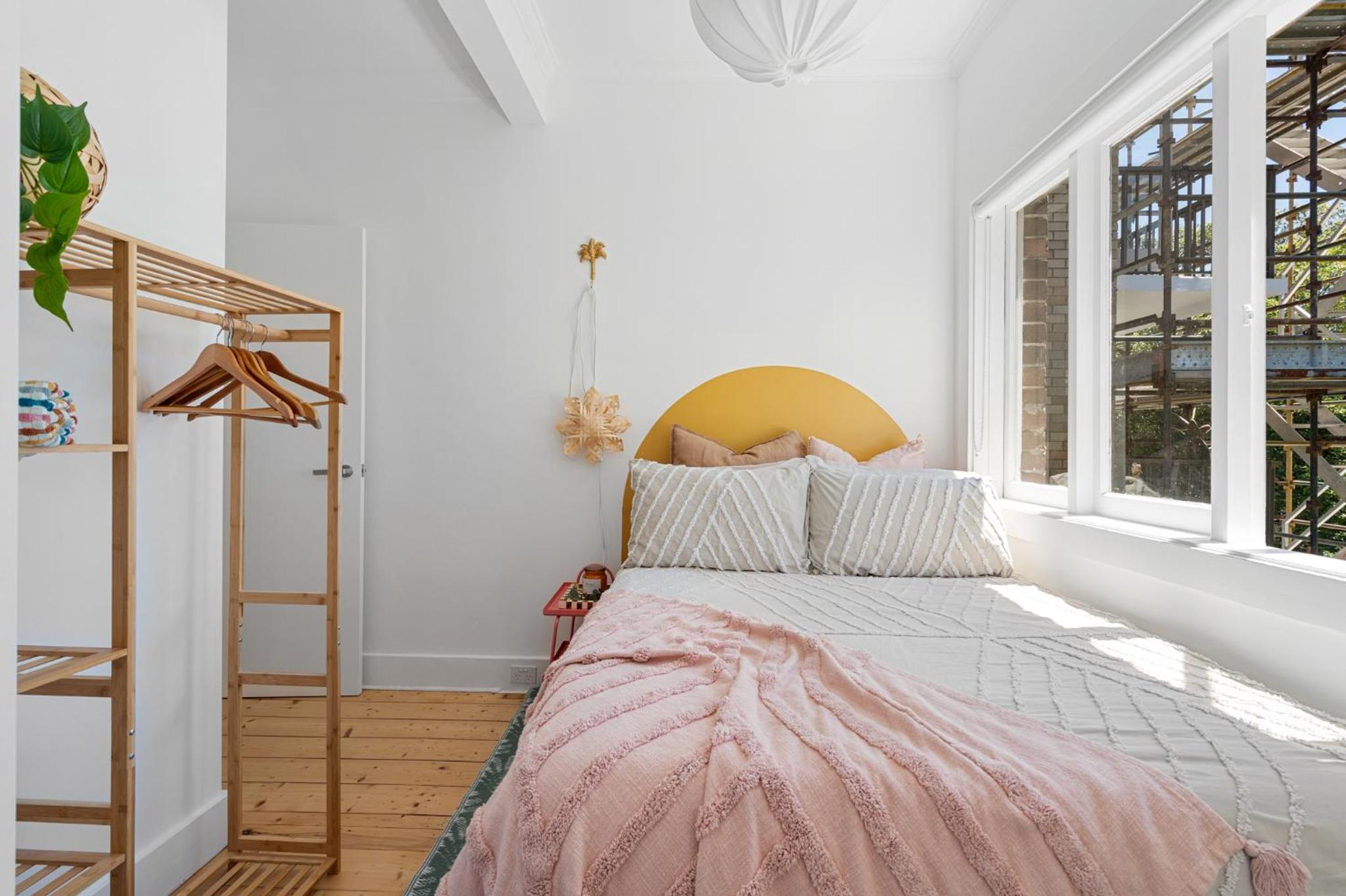 Belles Bondi Beach Apartments - 1 and 2 Bedroom Stays - 500m to beach