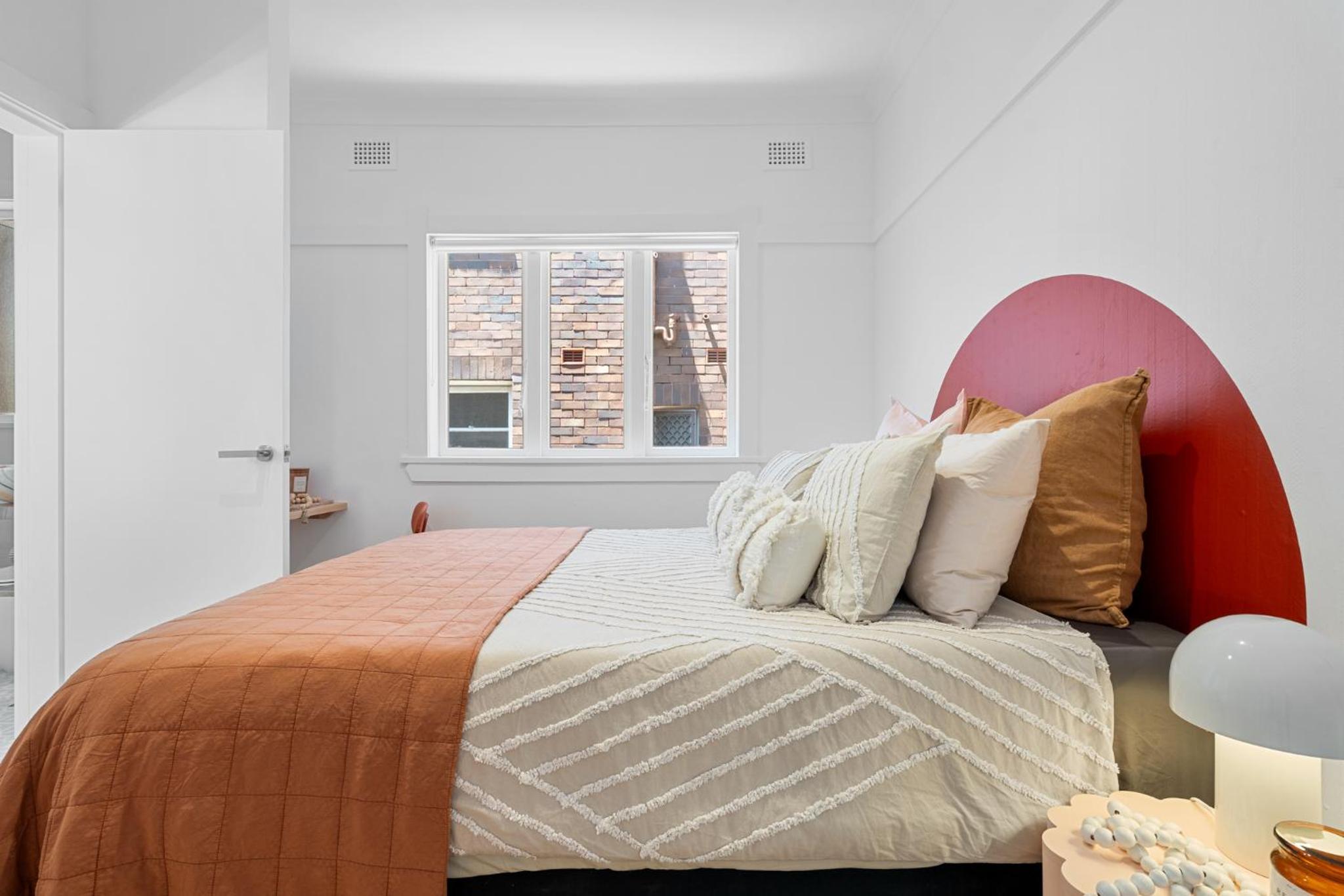 Belles Bondi Beach Apartments - 1 and 2 Bedroom Stays - 500m to beach