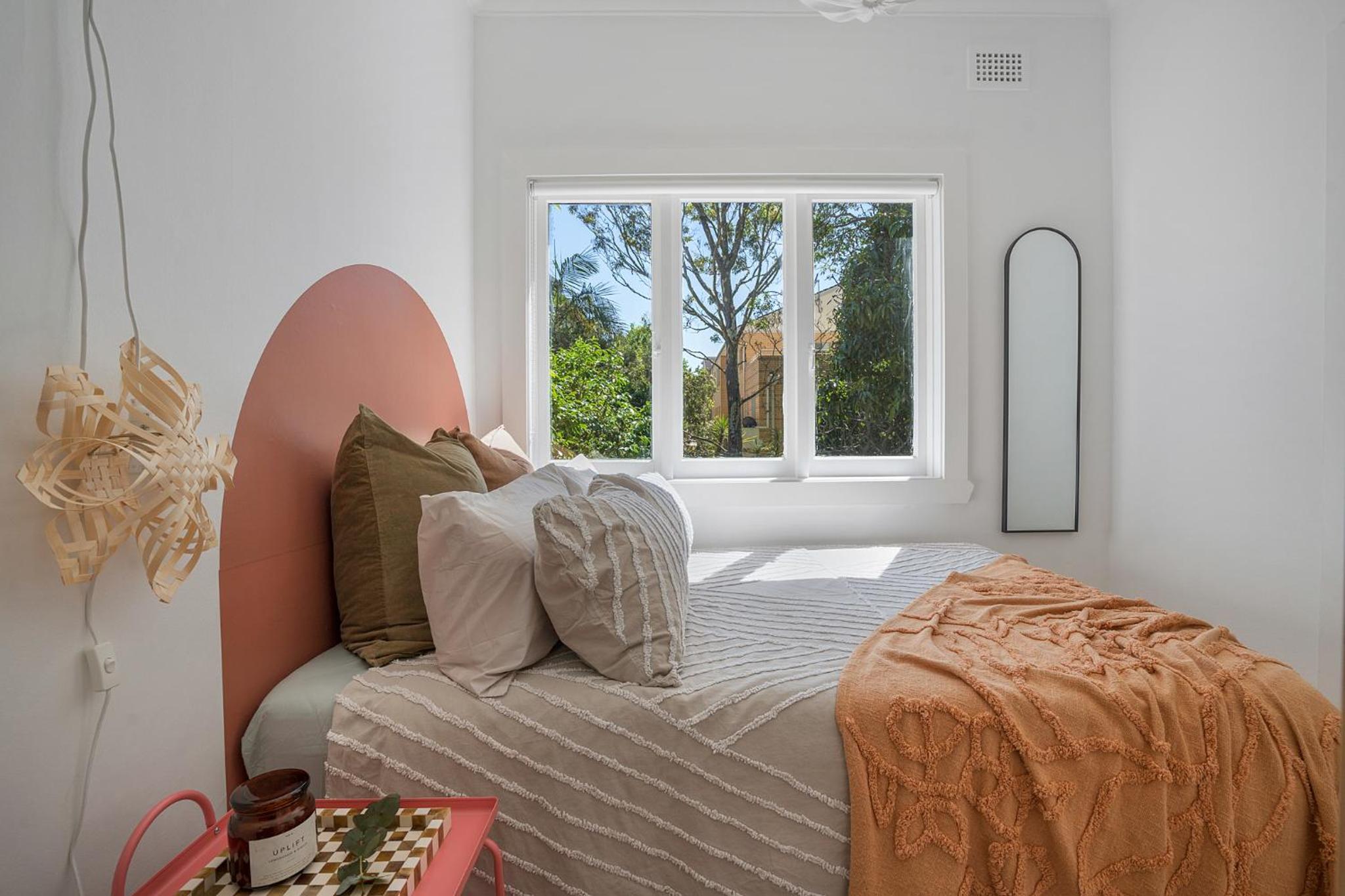 Belles Bondi Beach Apartments - 1 and 2 Bedroom Stays - 500m to beach