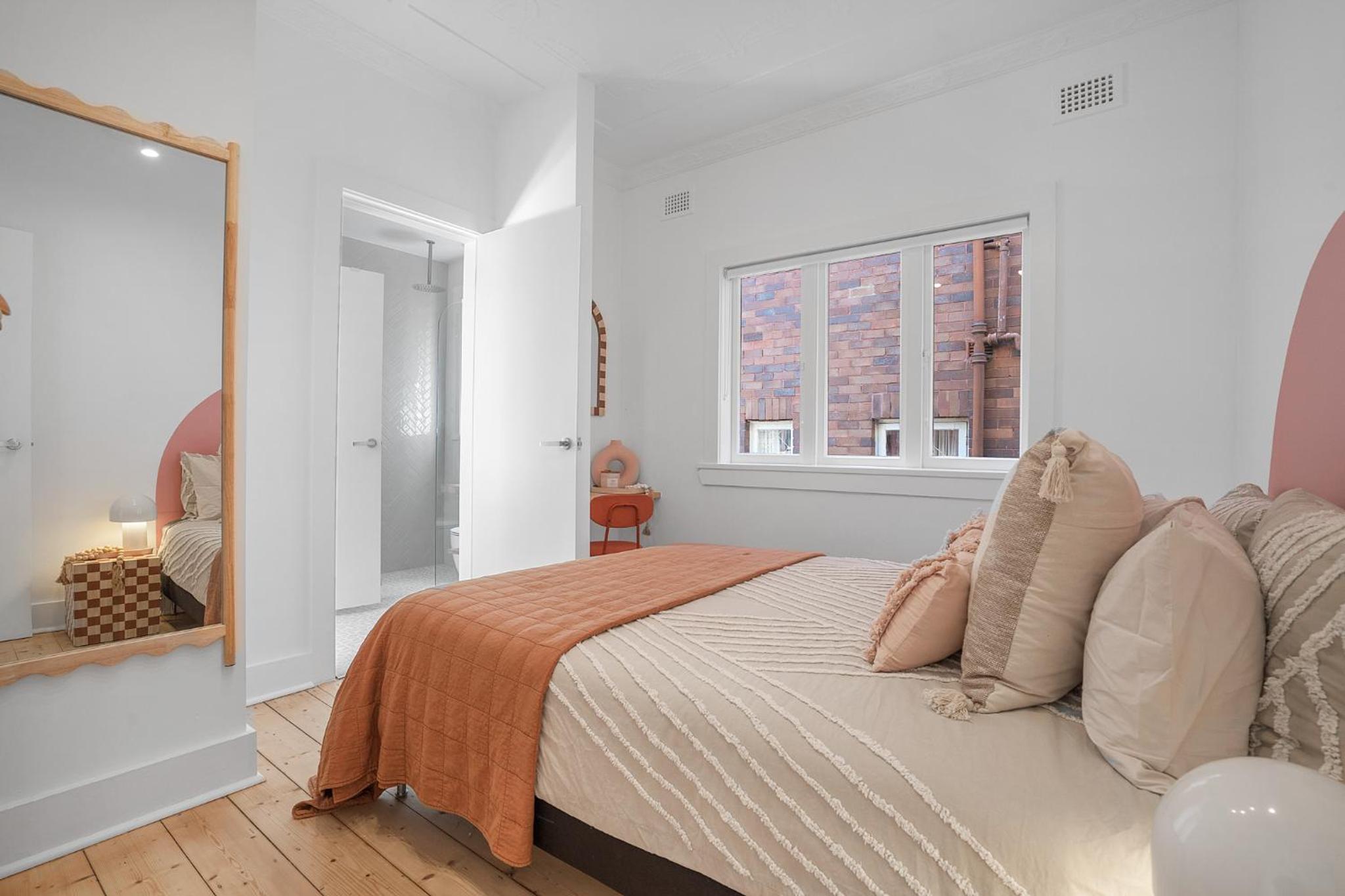 Belles Bondi Beach Apartments - 1 and 2 Bedroom Stays - 500m to beach