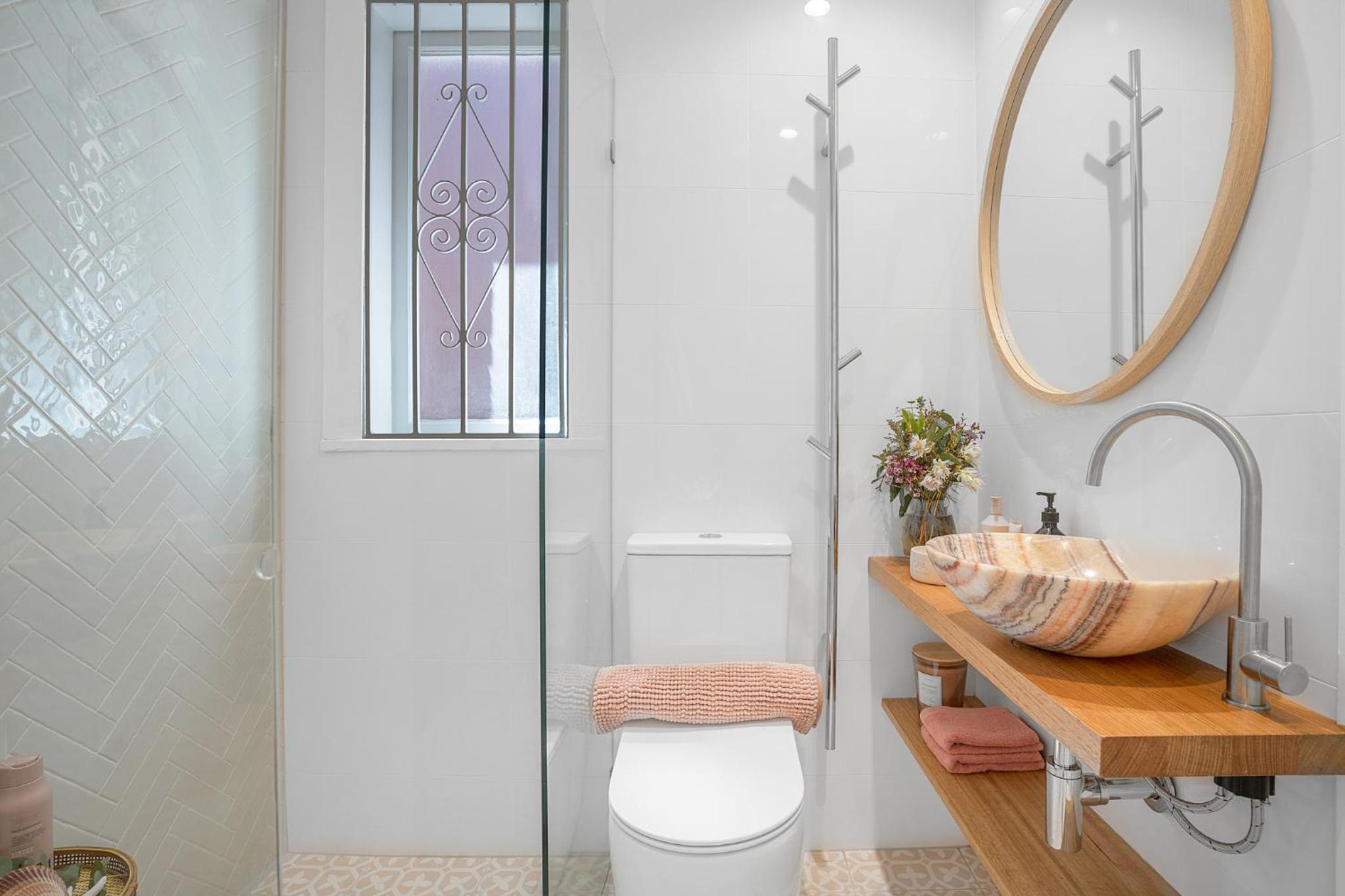 Belles Bondi Beach Apartments - 1 and 2 Bedroom Stays - 500m to beach