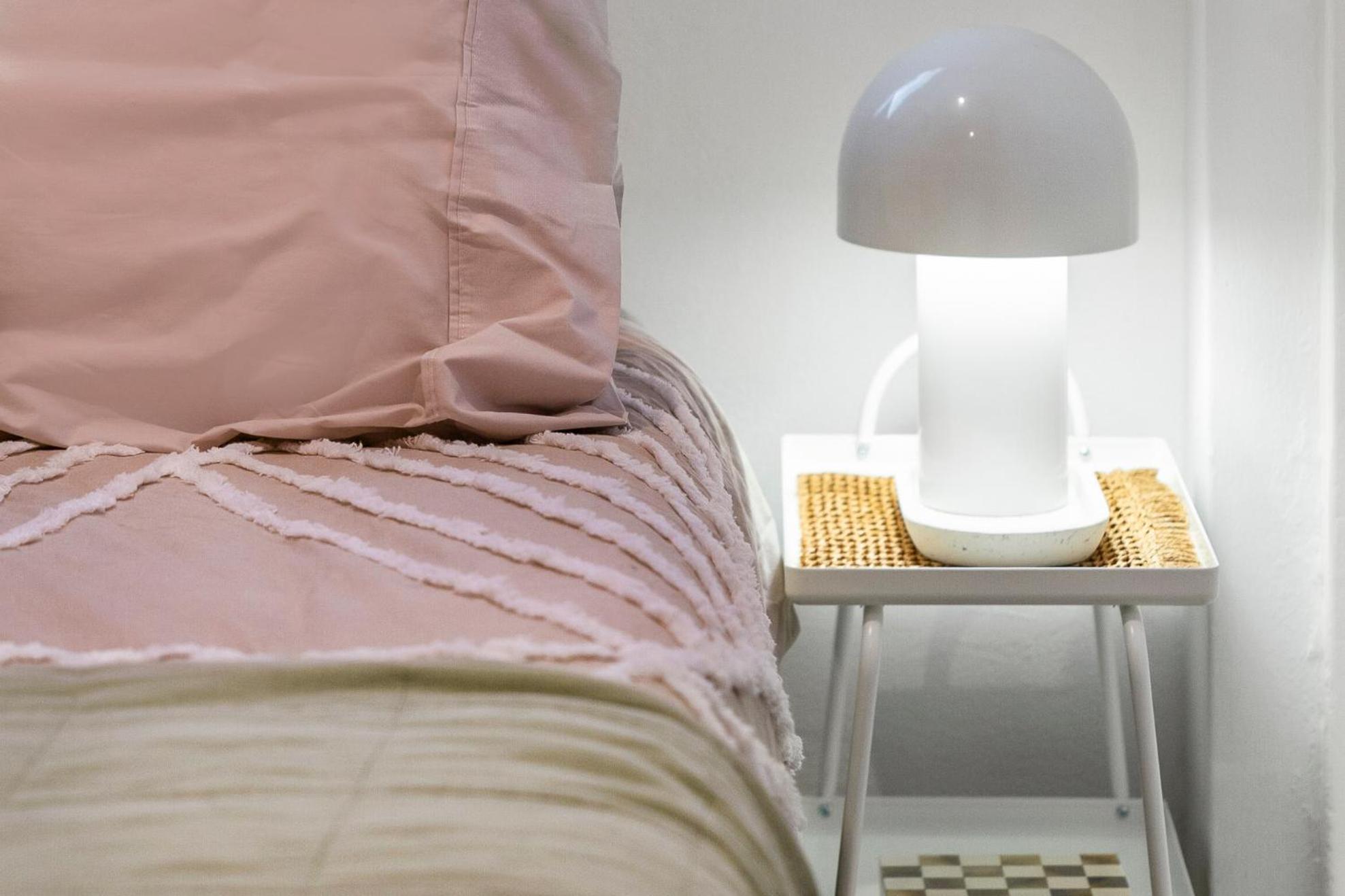 Belles Bondi Beach Apartments - 1 and 2 Bedroom Stays - 500m to beach