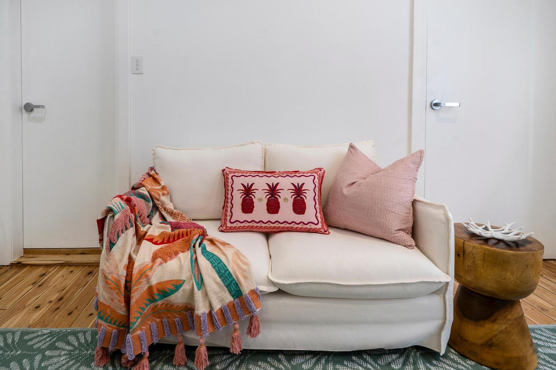 Belles Bondi Beach Apartments - 1 and 2 Bedroom Stays - 500m to beach