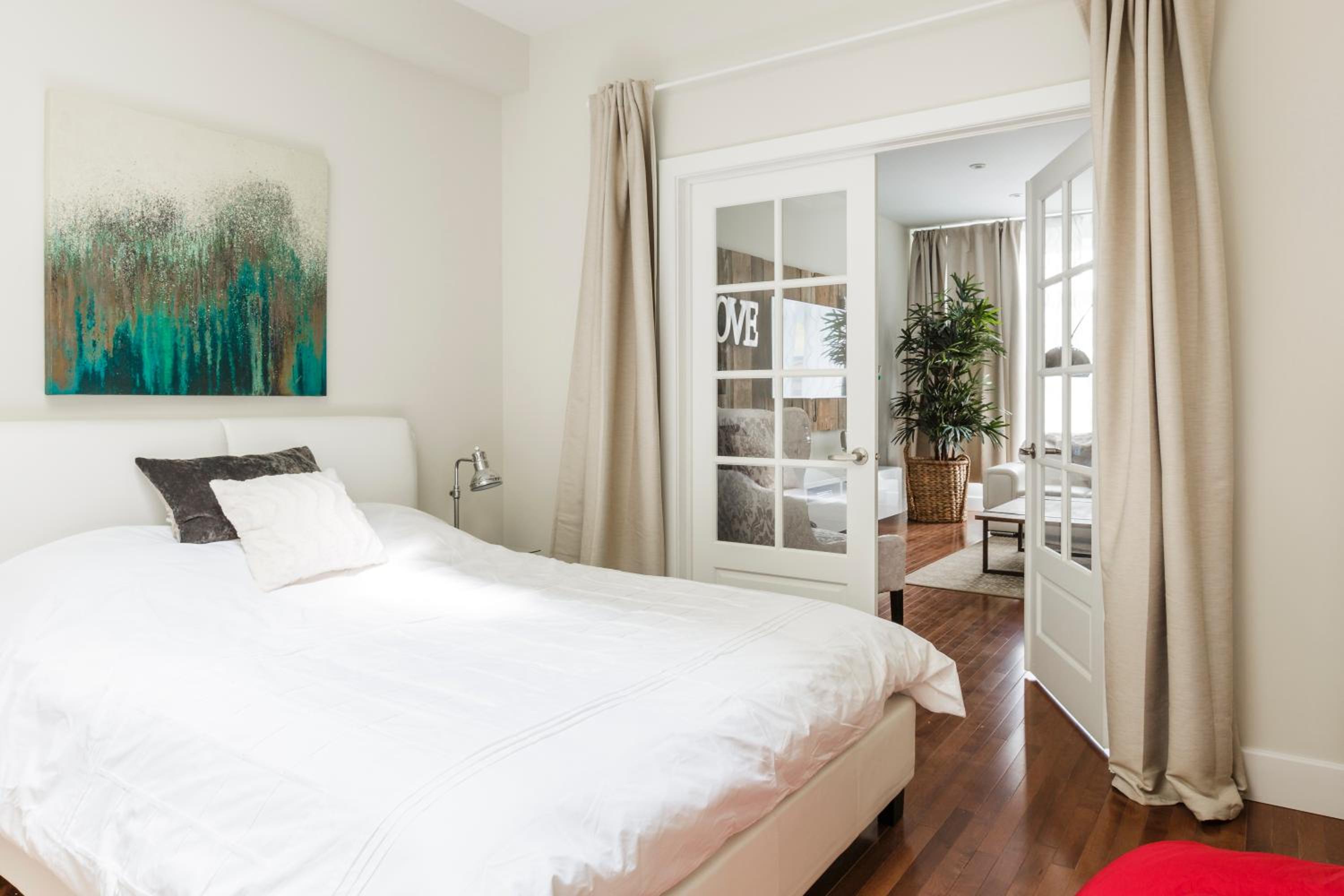 MTLVacationRentals - The FabFour