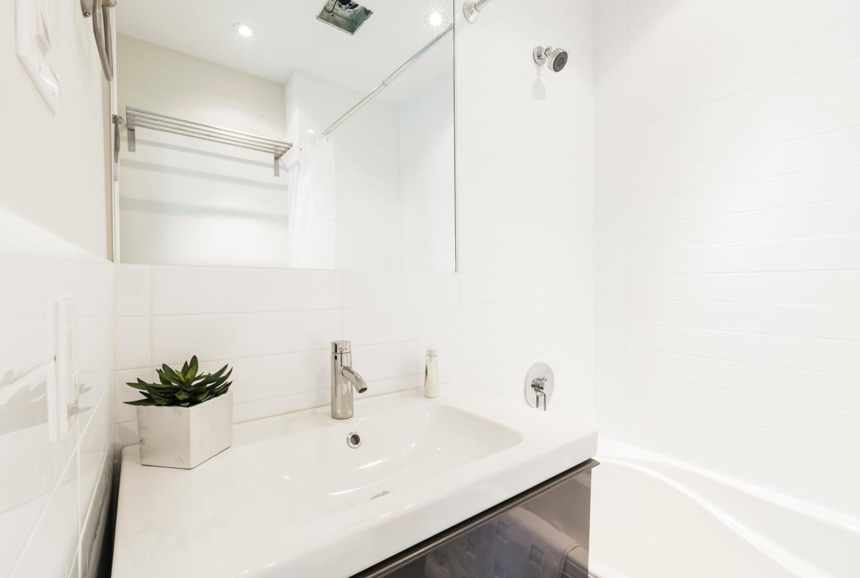 MTLVacationRentals - The FabFour