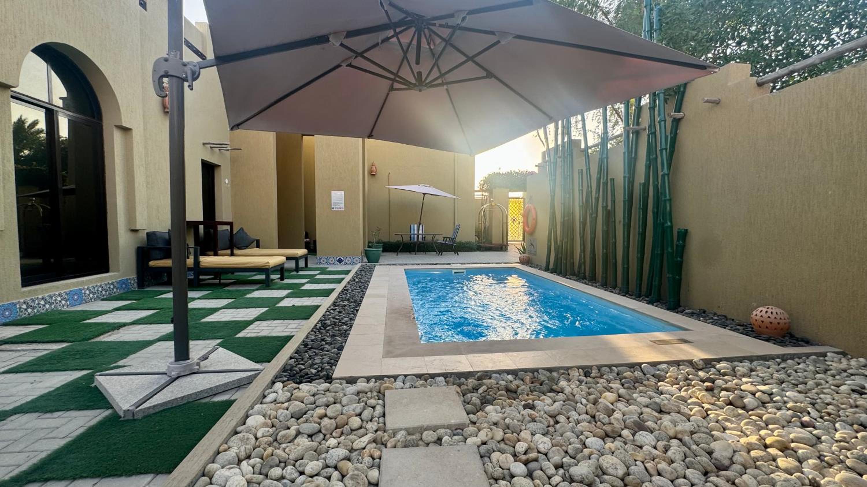 2 Bedroom Villa in Ras Al Khaimah with Privat swimming Pool 6