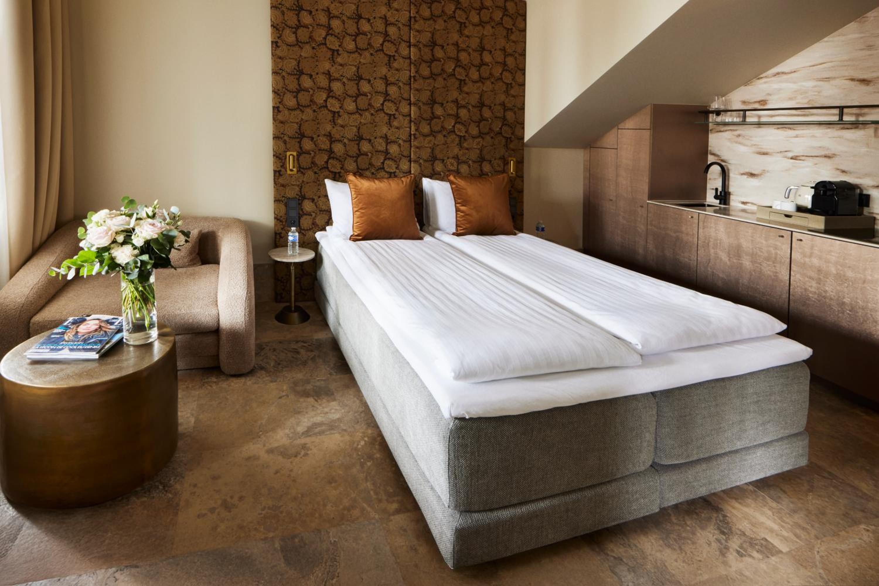EZE BEACH Residence
