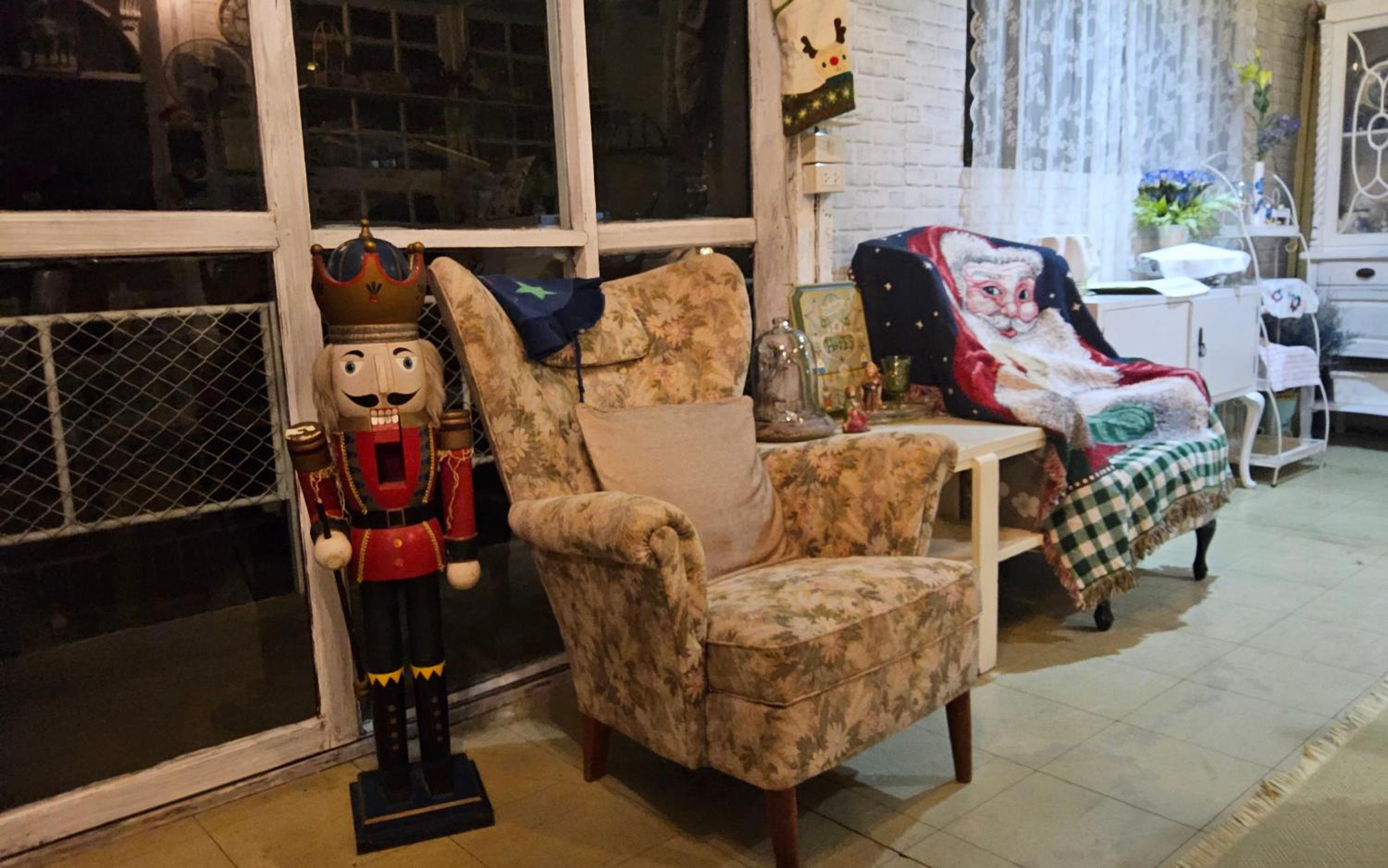 Balmy Hideout Cafe & Homestay